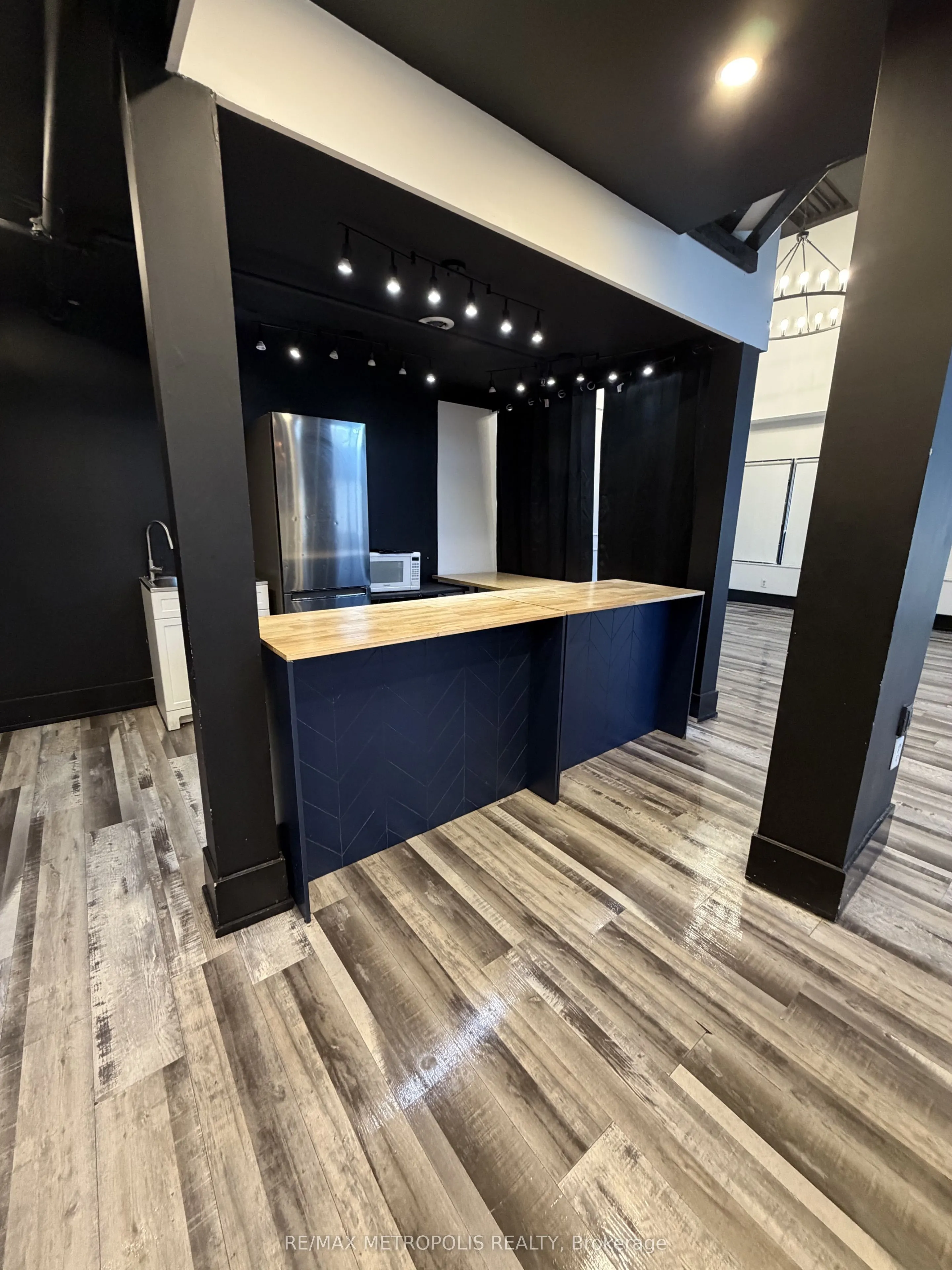 501 Passmore Avenue #27