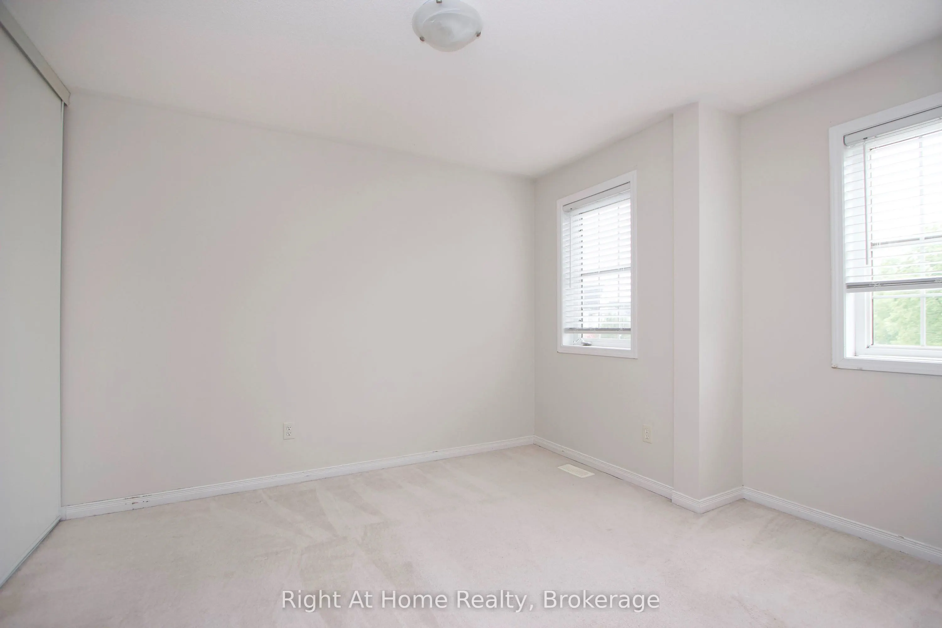 1263 Gyatt Crescent