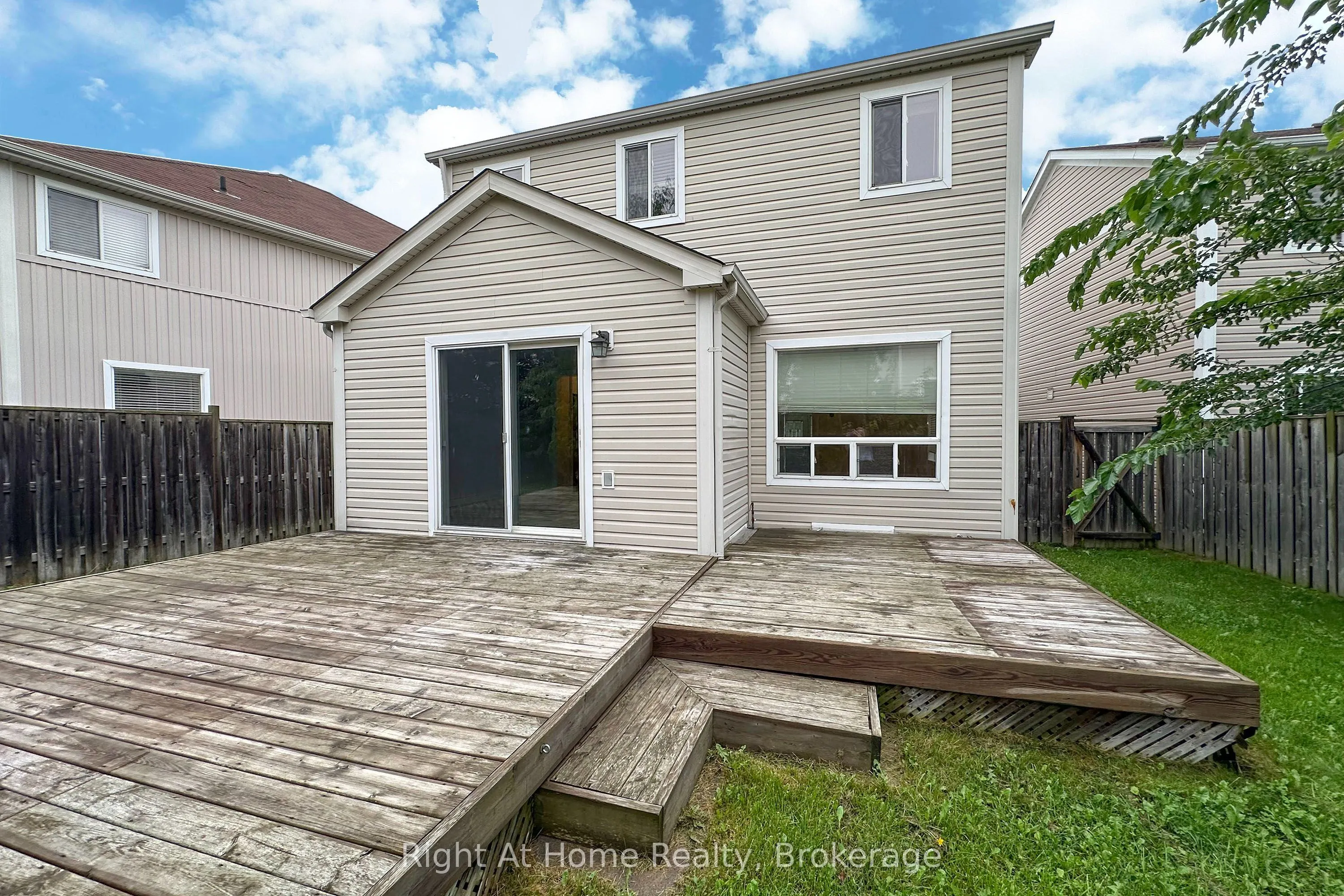 1263 Gyatt Crescent