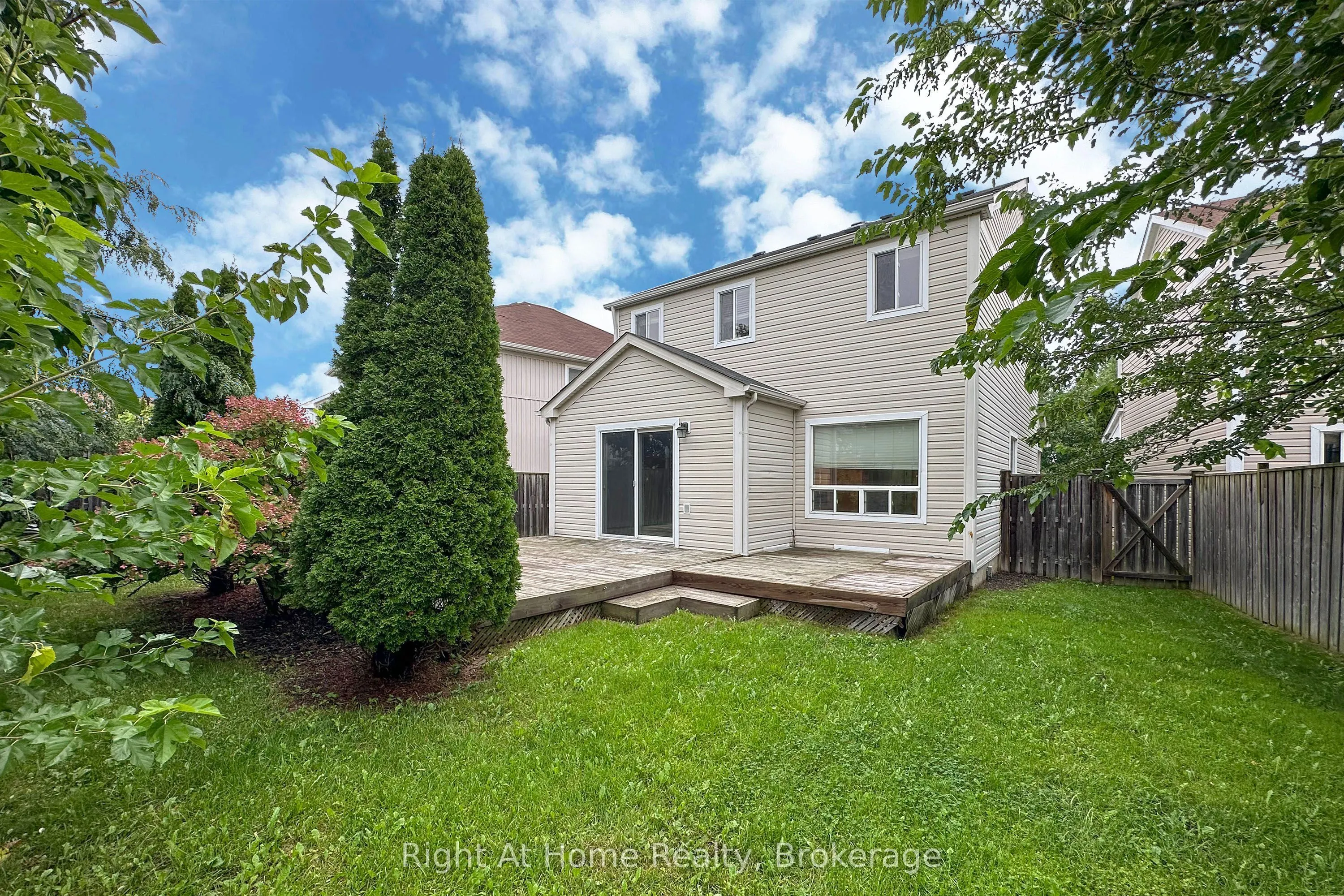 1263 Gyatt Crescent