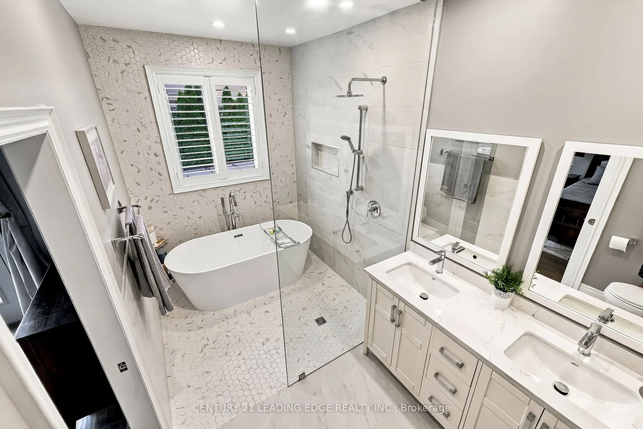 12 Coastview Court