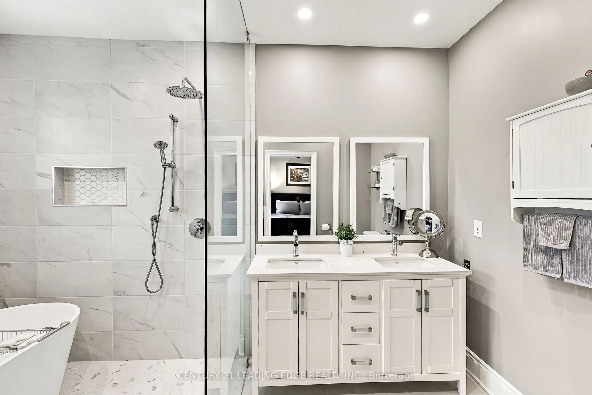 12 Coastview Court