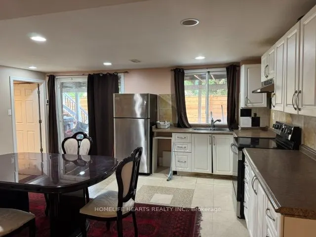 27 Pickthall Terrace