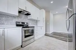 129 Ontario Street #Upper
