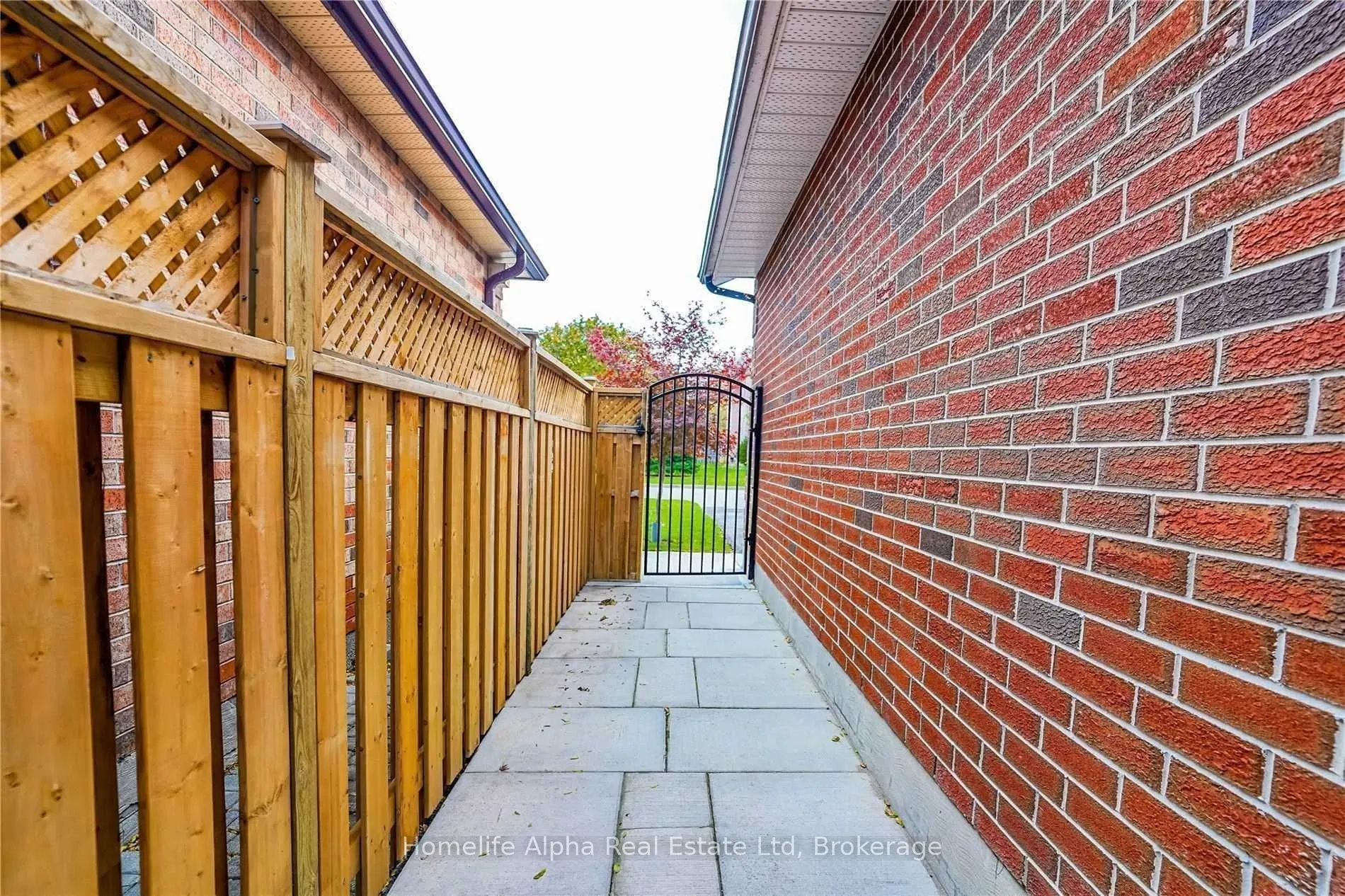 12 Camor Court #BSMNT