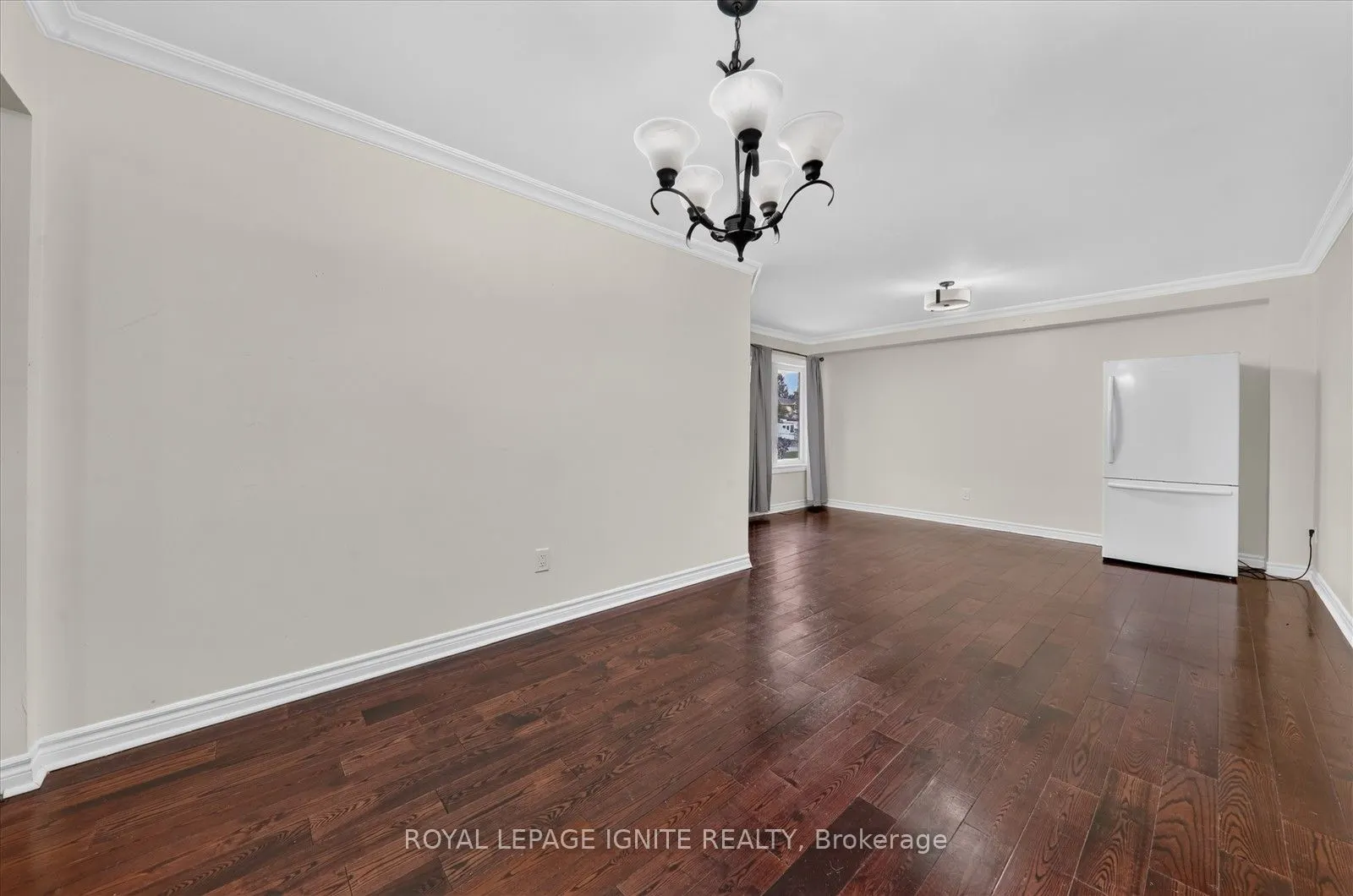 8 Vail Meadows Crescent #BSMNT