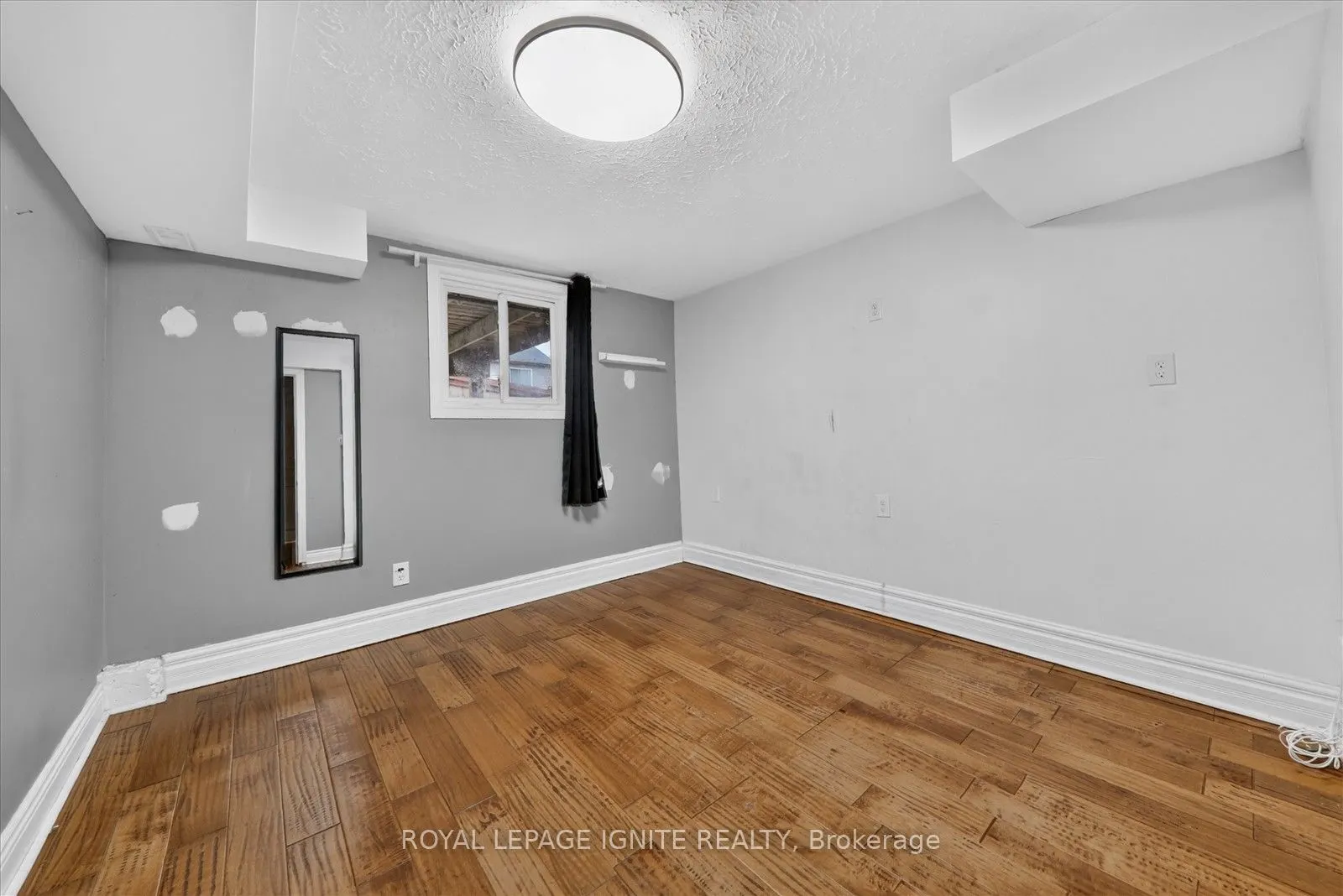 8 Vail Meadows Crescent #BSMNT