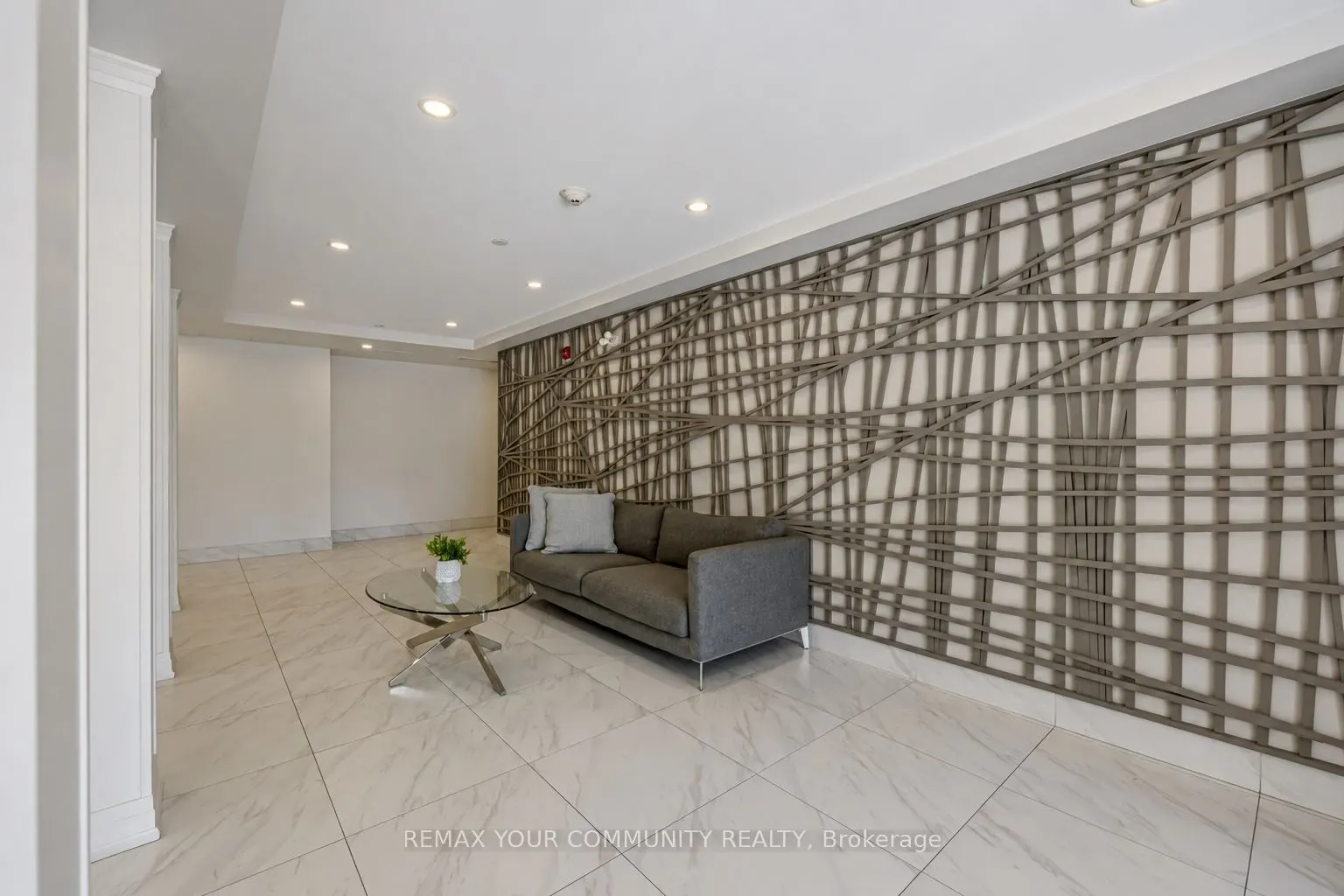 65 Shipway Avenue #202