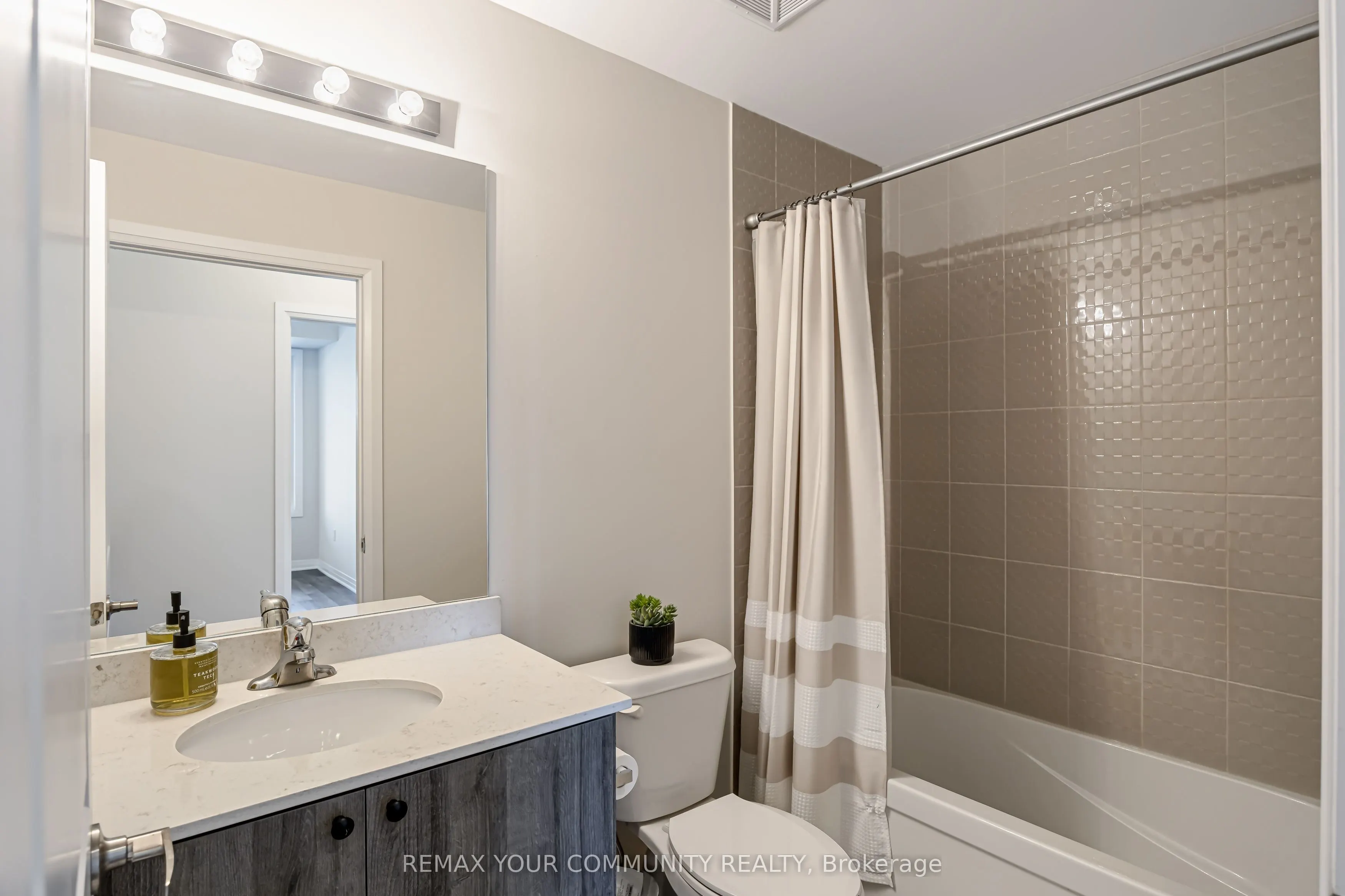 65 Shipway Avenue #202