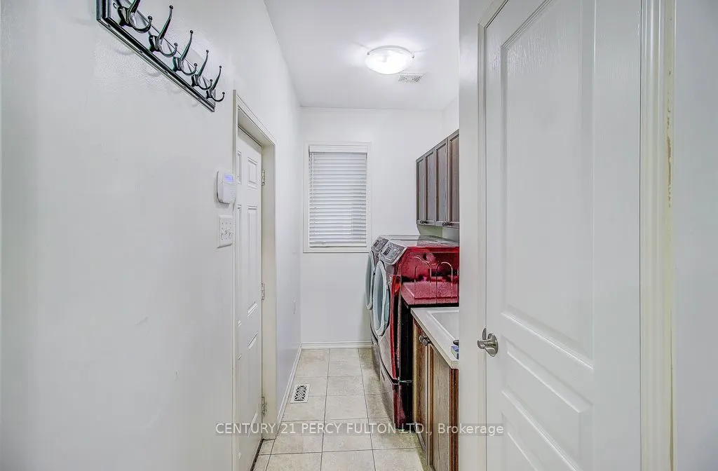 24 Bellhouse Place
