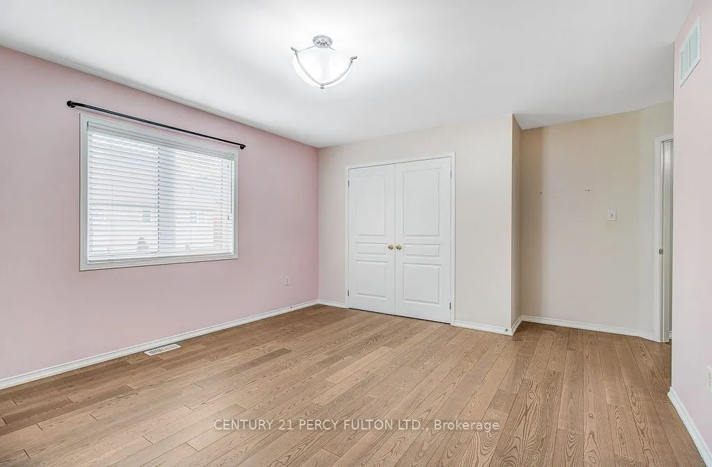 24 Bellhouse Place