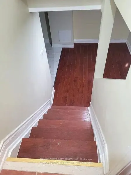 71 Middlecote Drive