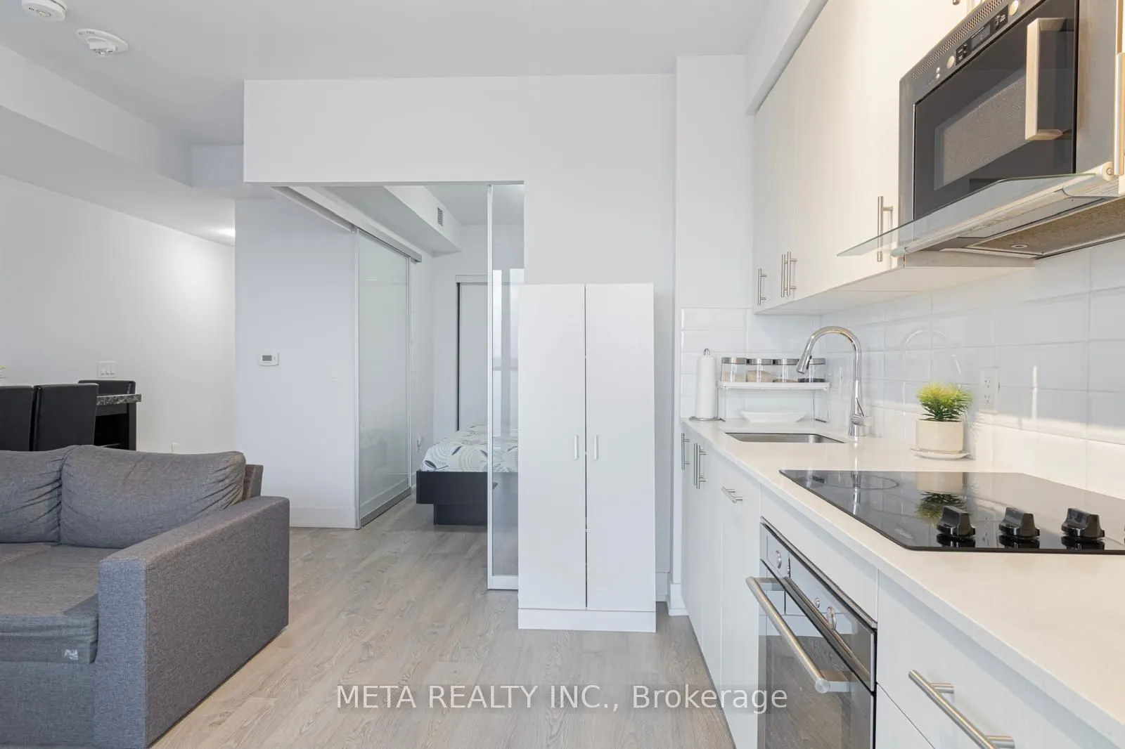 2550 Simcoe Street N #502