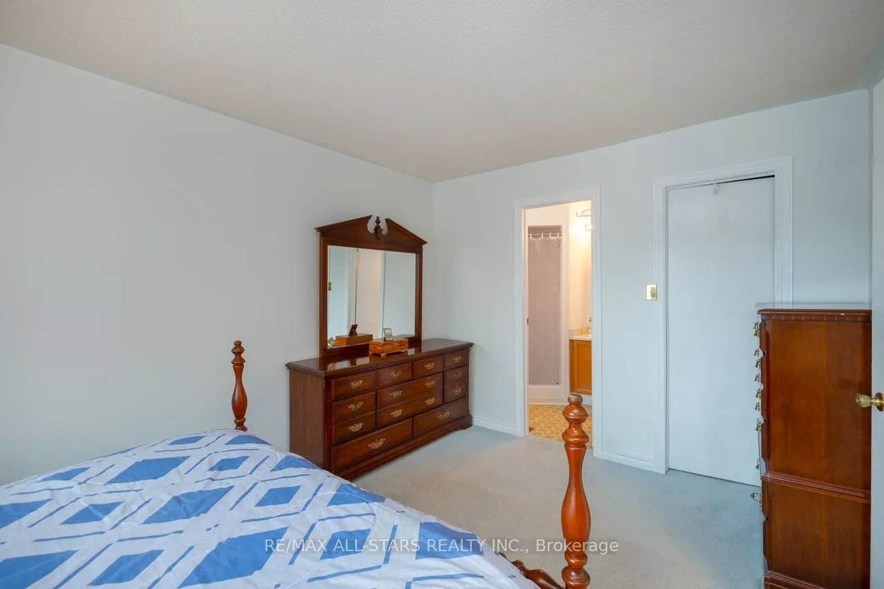 10 Colette Drive