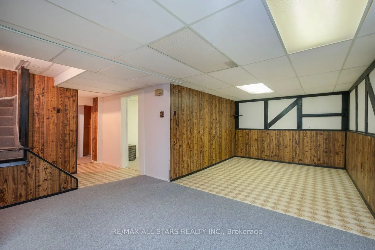 10 Colette Drive