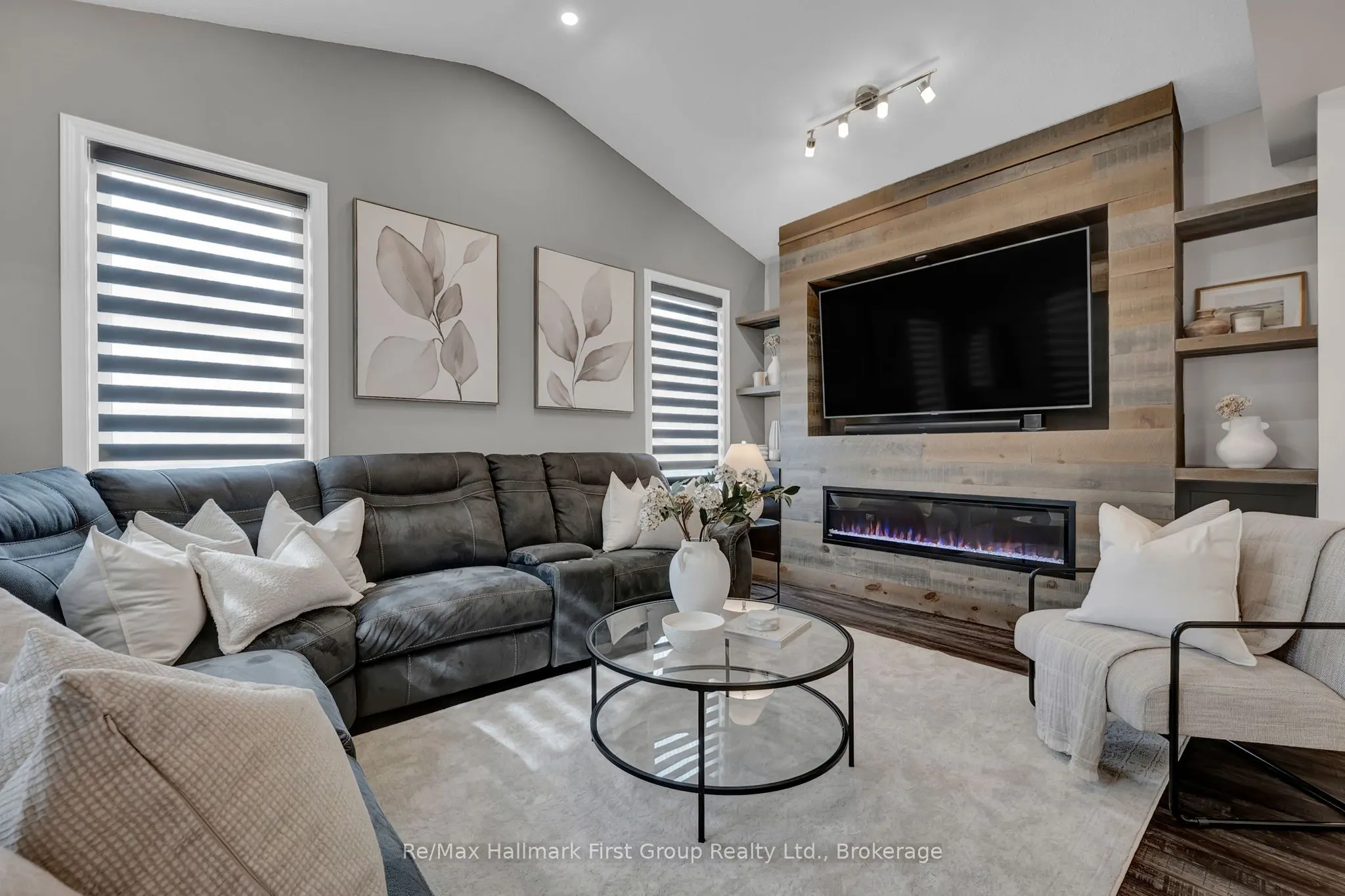 112 Roy Nichols Drive