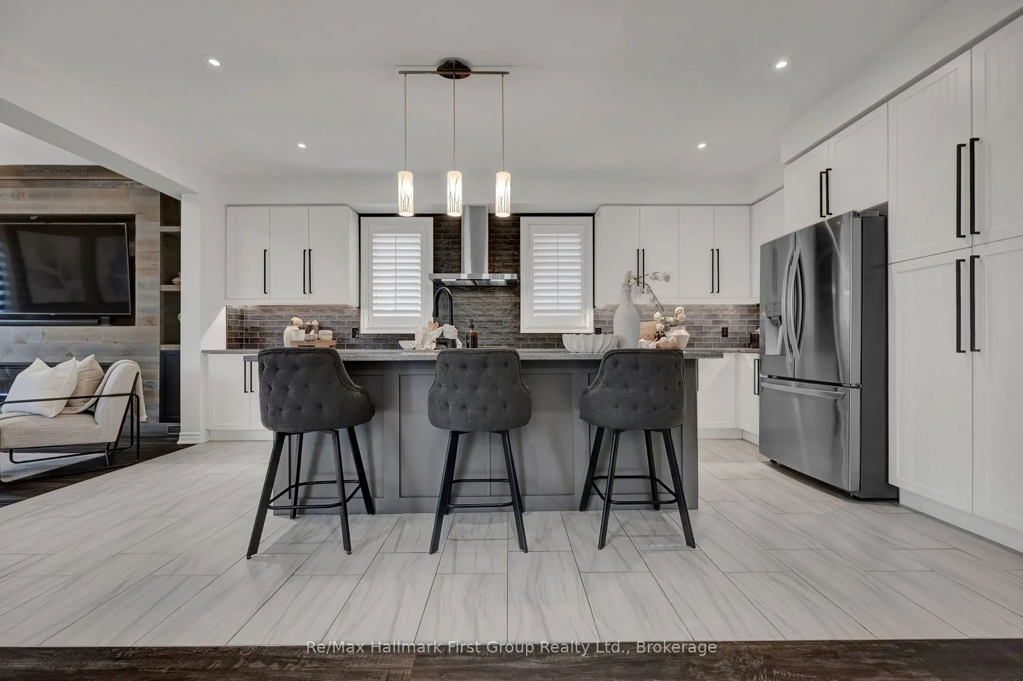 112 Roy Nichols Drive