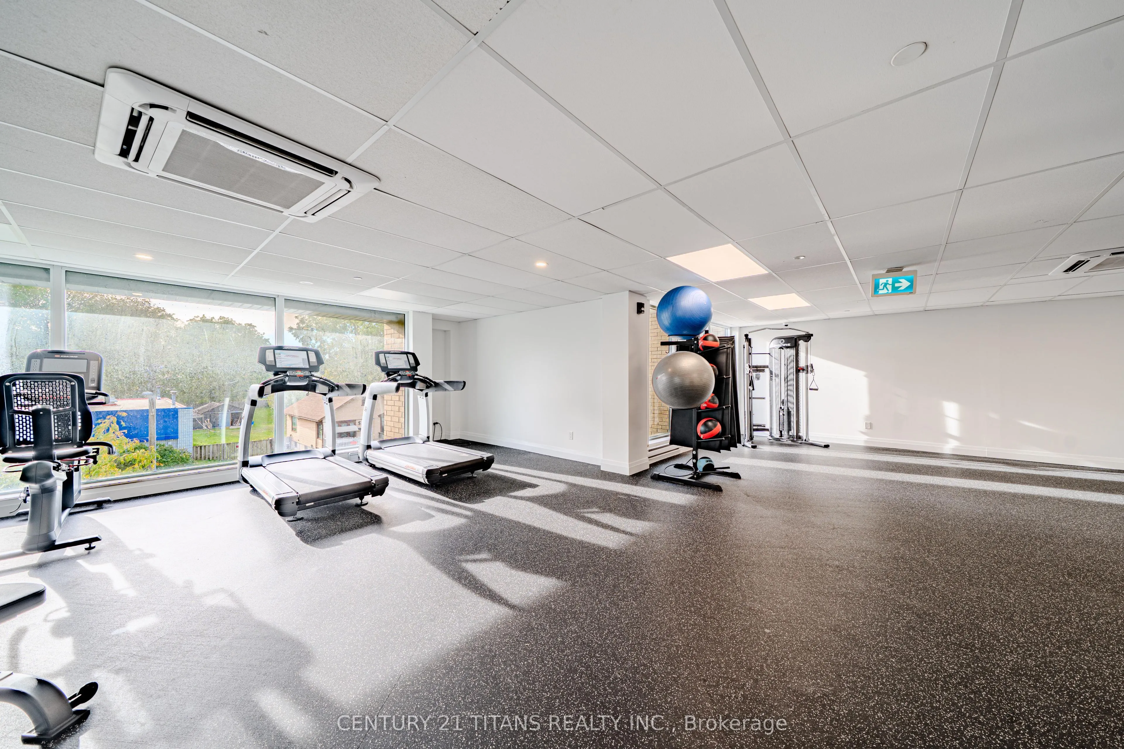 1 Falaise Road #424