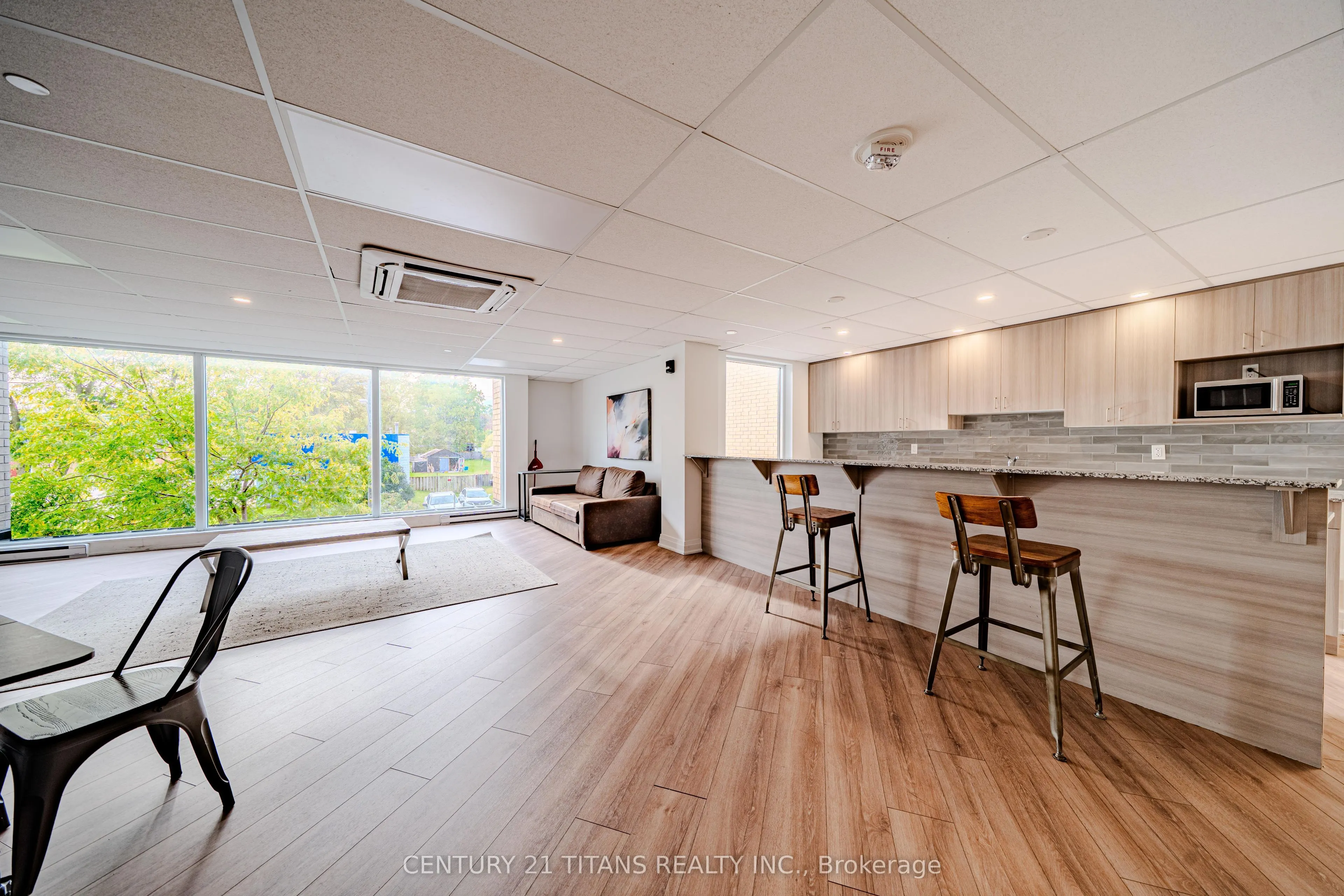 1 Falaise Road #424