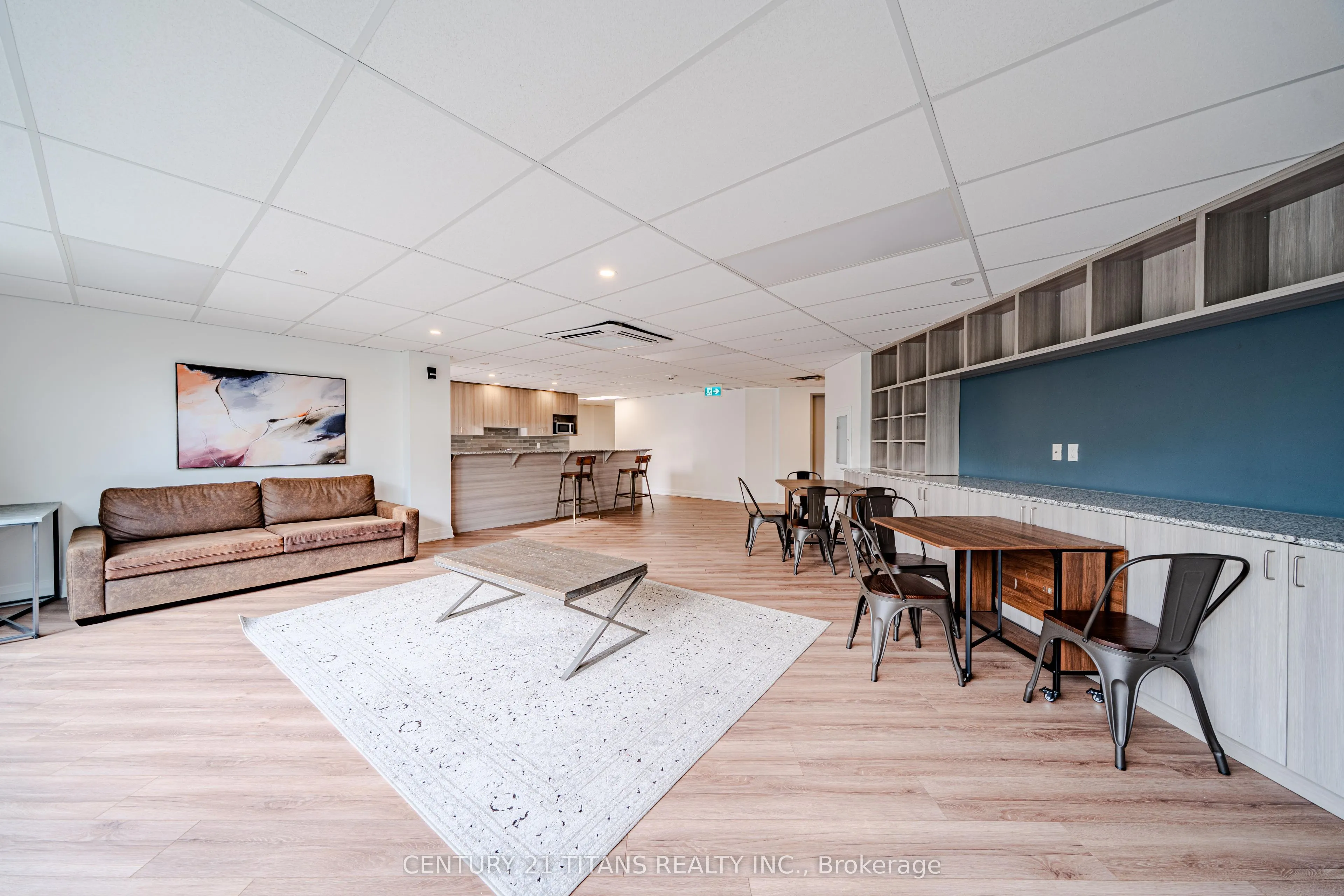 1 Falaise Road #424
