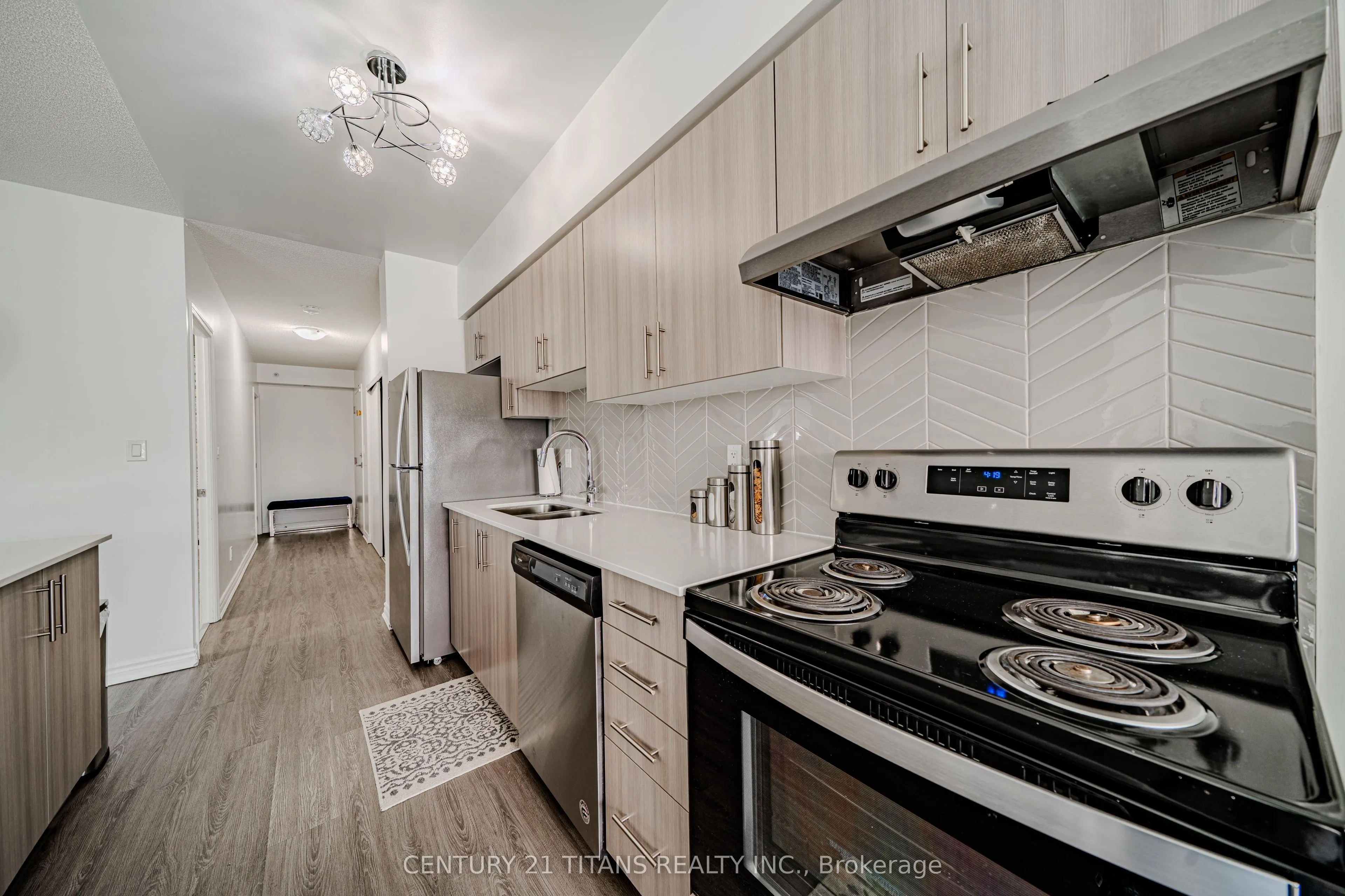 1 Falaise Road #424