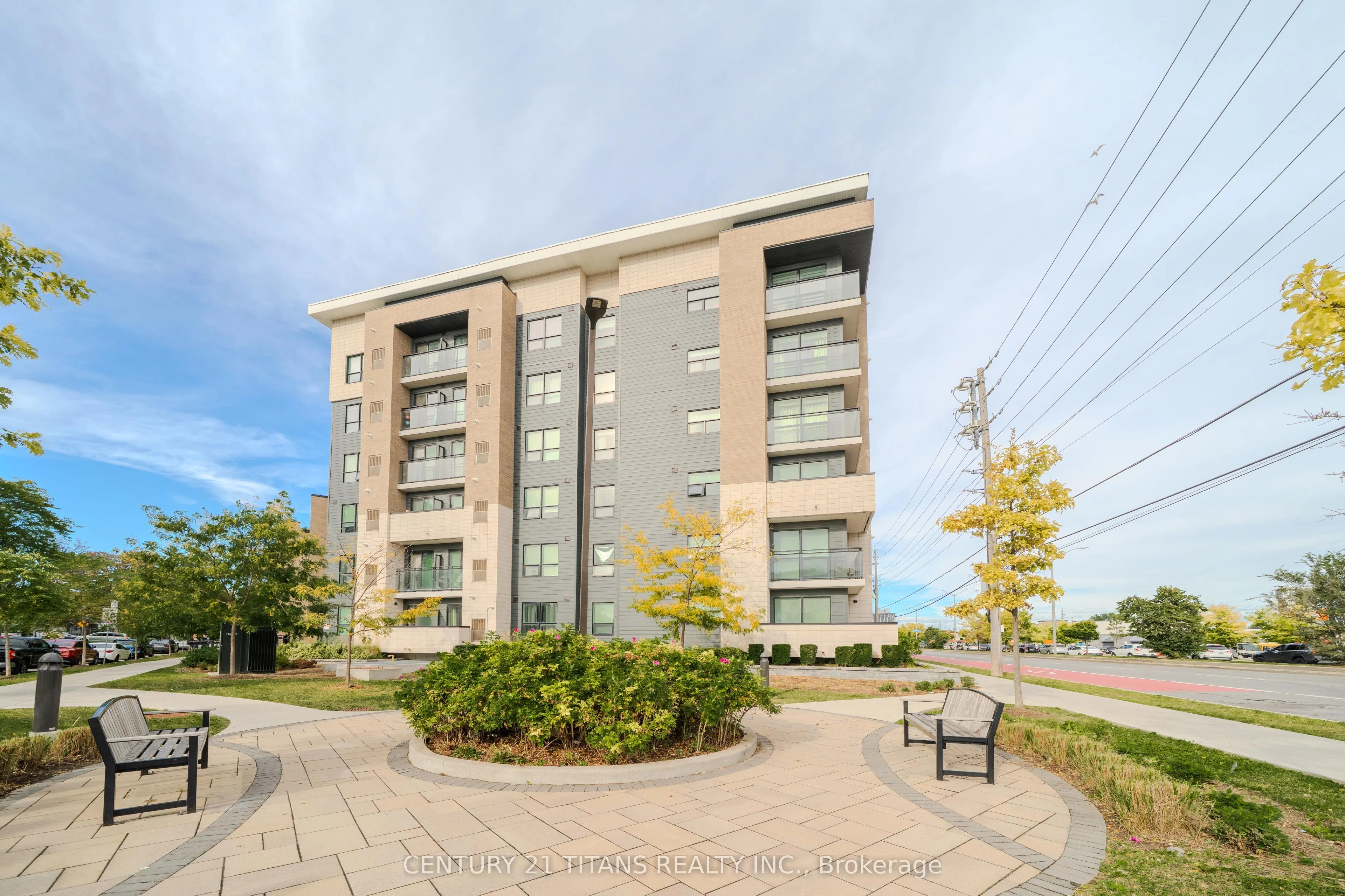 1 Falaise Road #424
