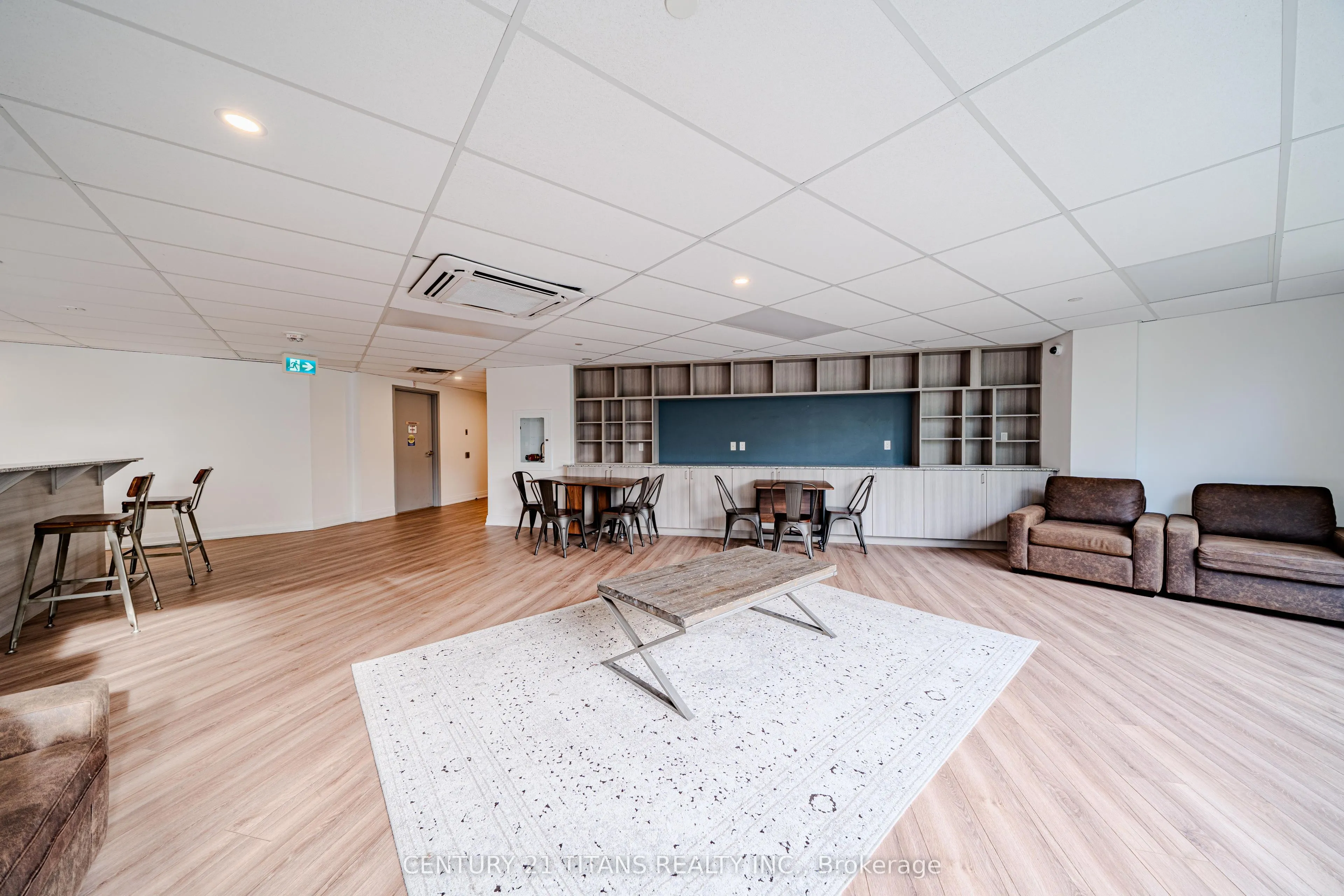 1 Falaise Road #424