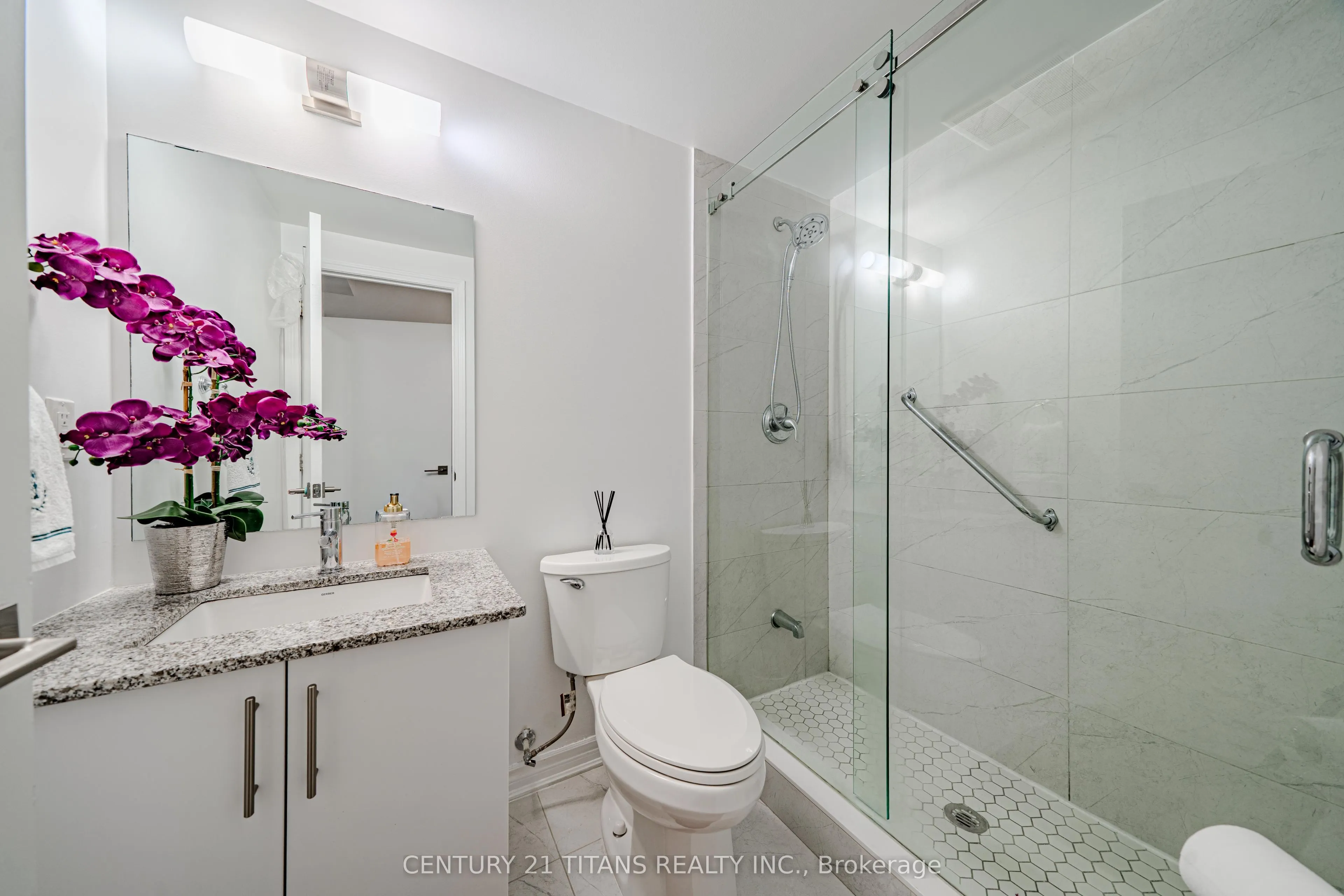 1 Falaise Road #424