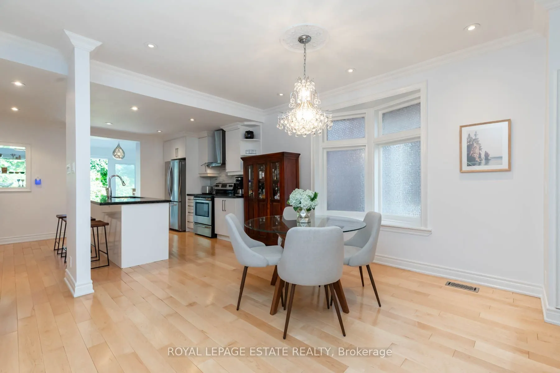 48 Bloomfield Avenue