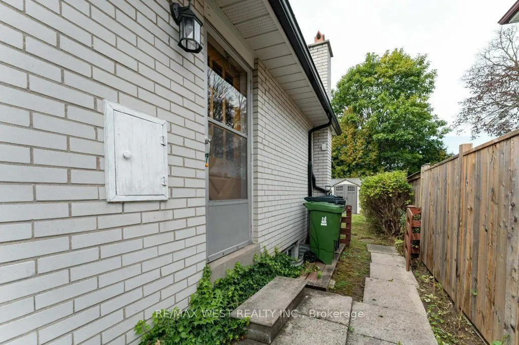38 Albacore Crescent