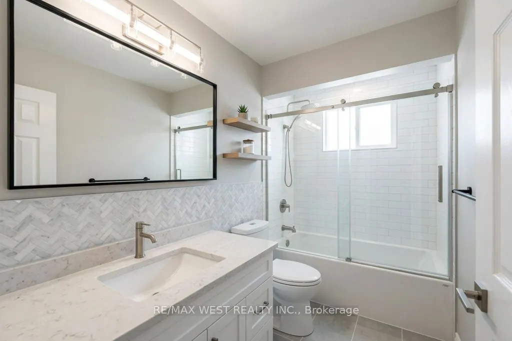 38 Albacore Crescent