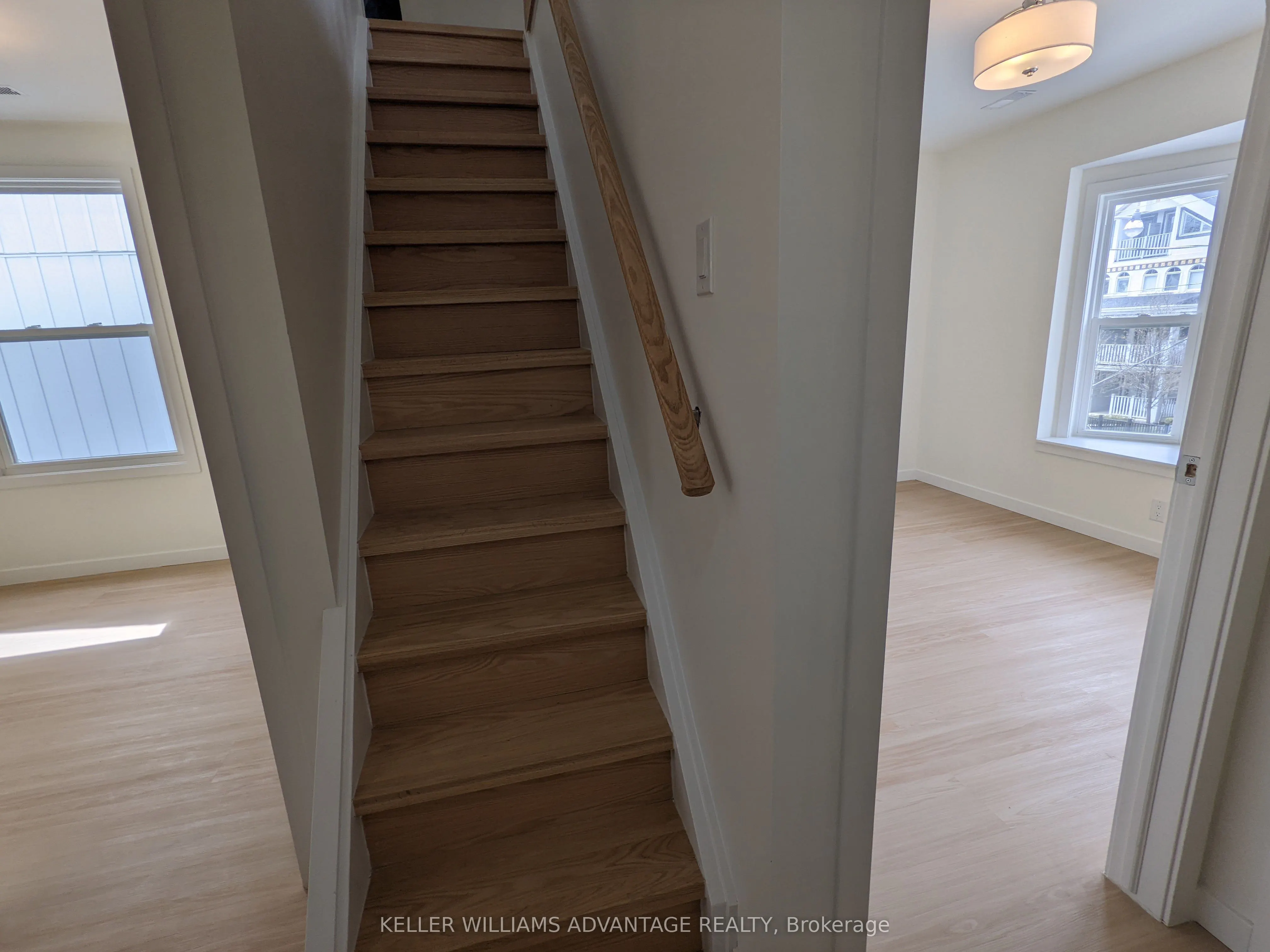 113 Woodbine Avenue #upper