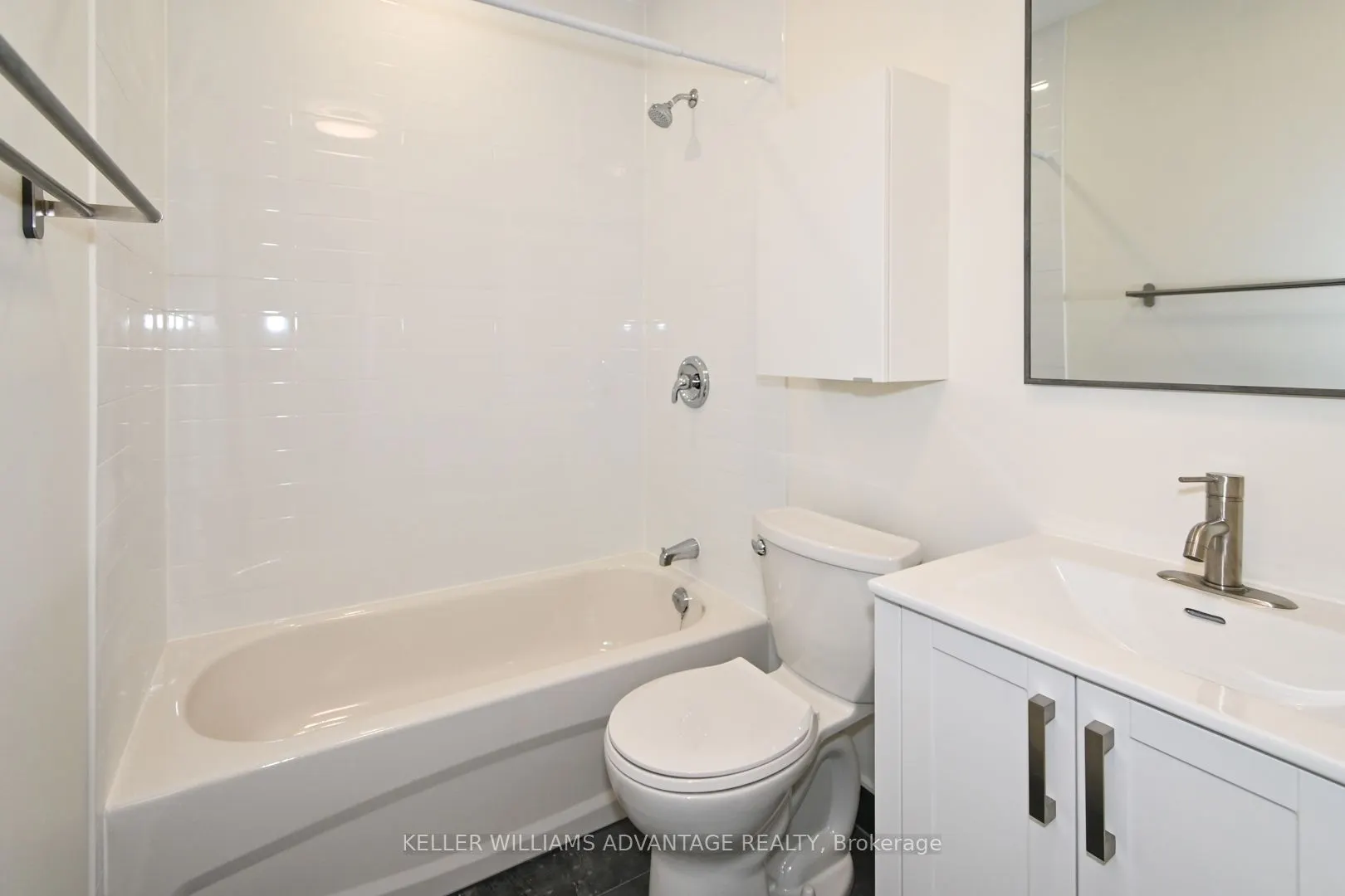 113 Woodbine Avenue #upper