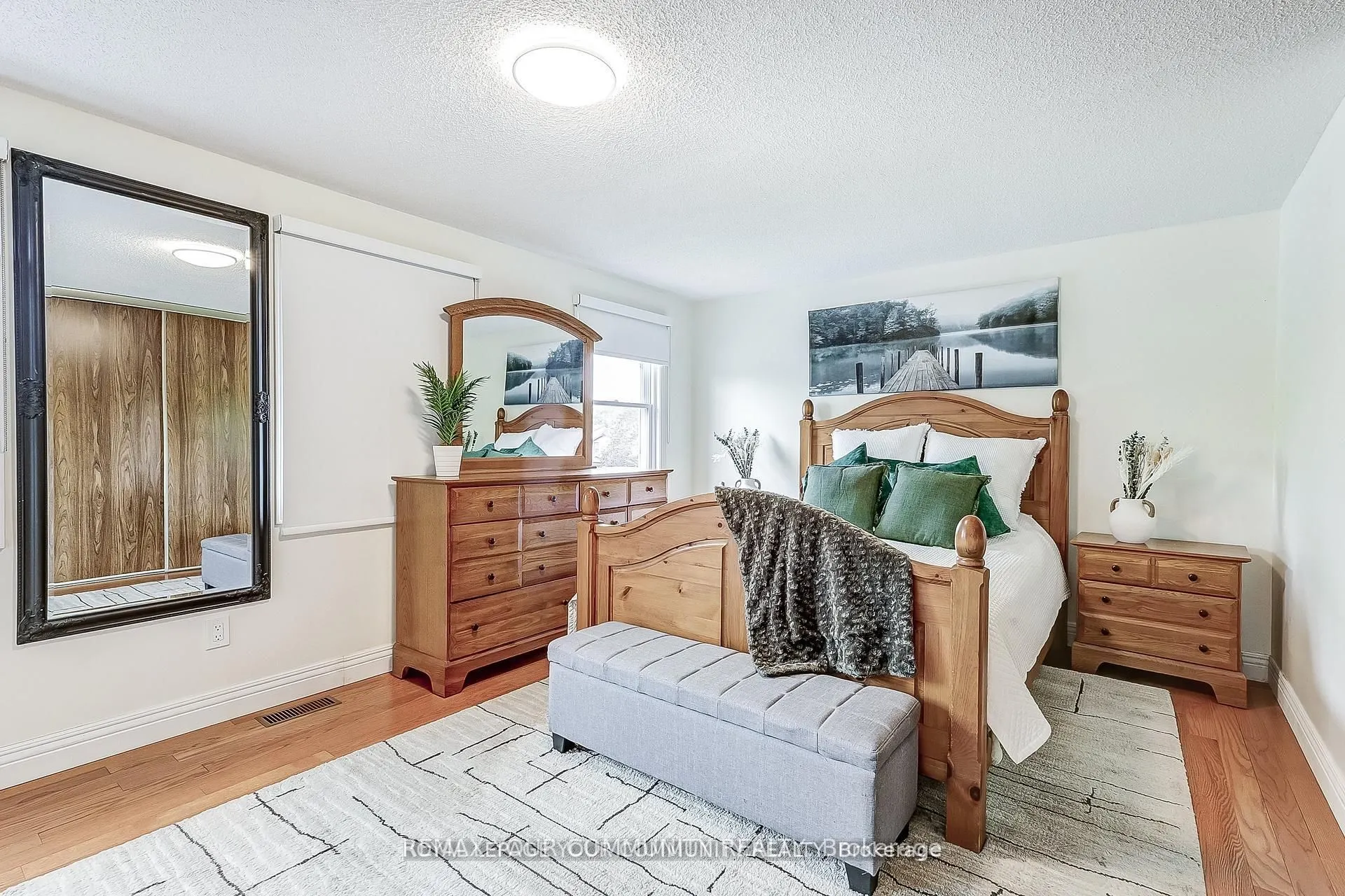 660 Foxwood Trail