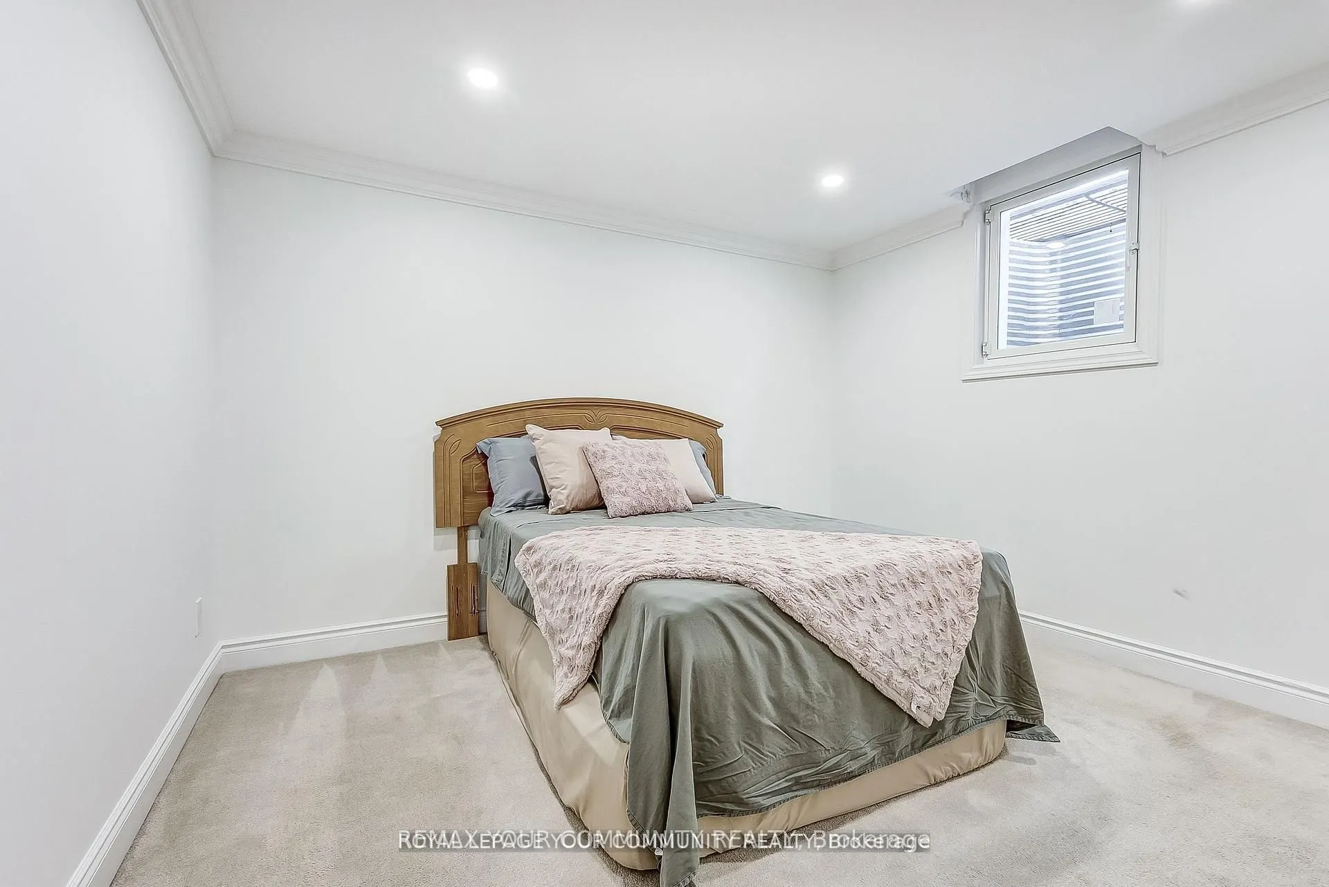 660 Foxwood Trail