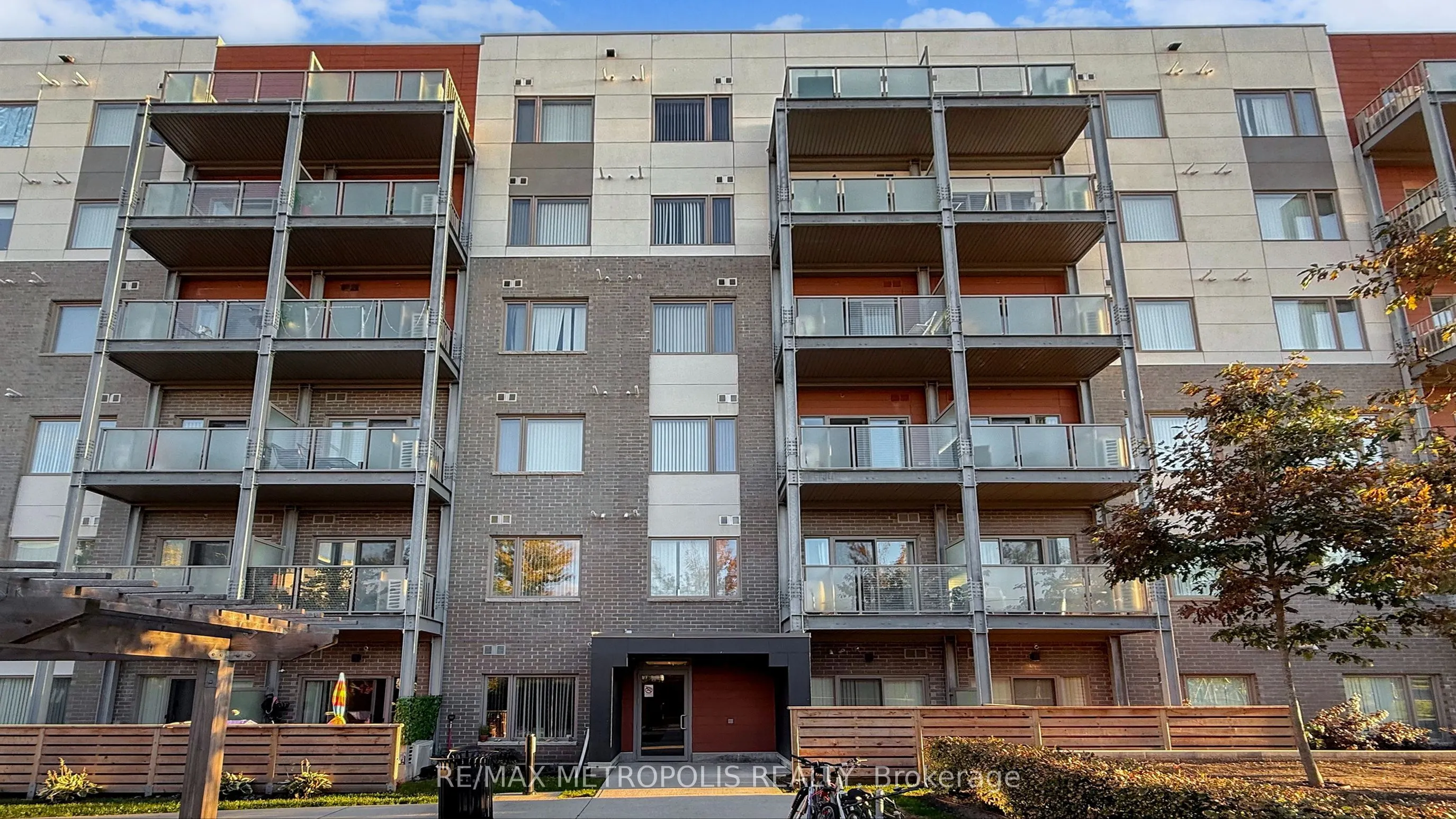 20 Orchid Place Drive #310