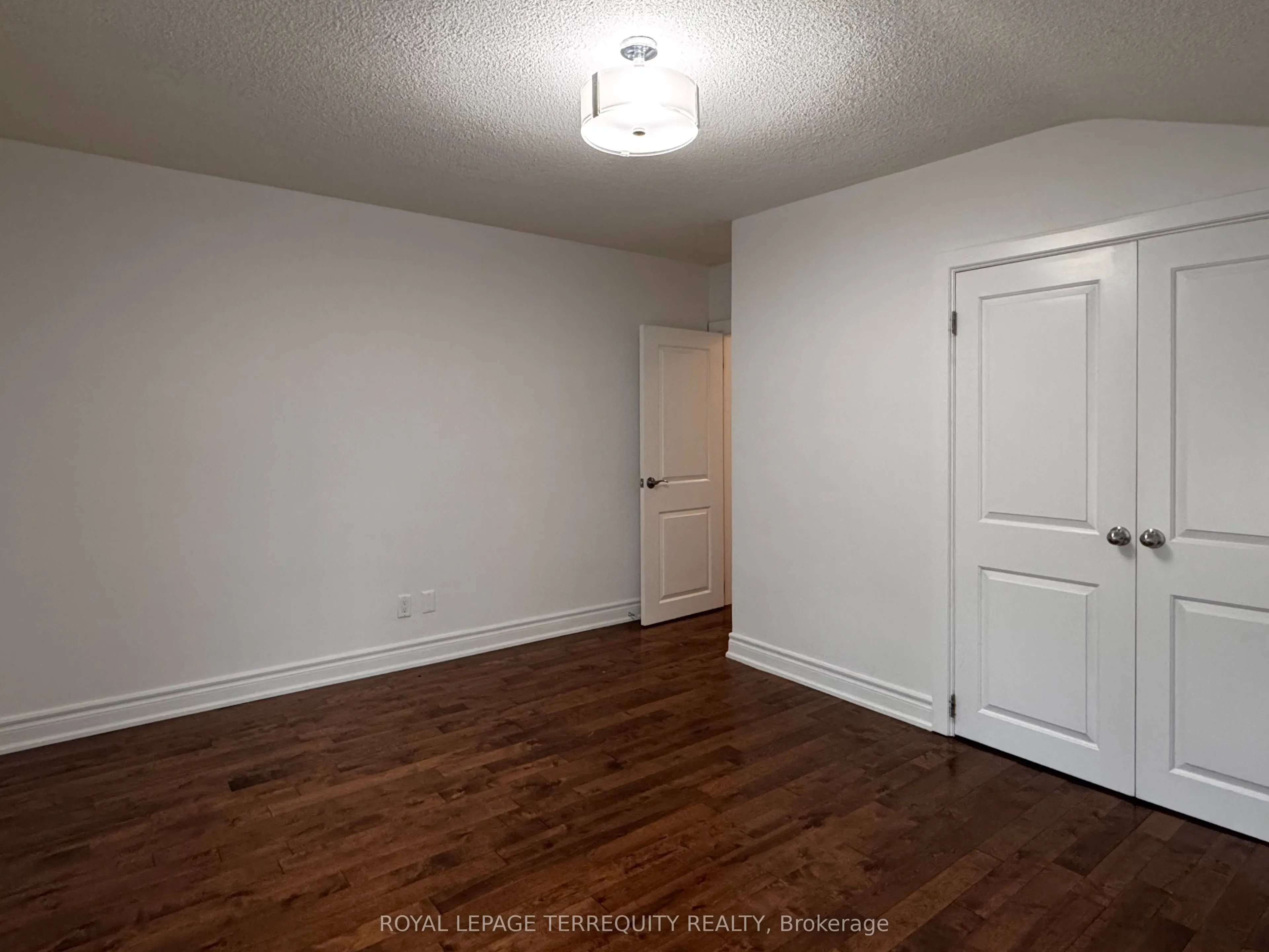 154 Sedgemount Drive