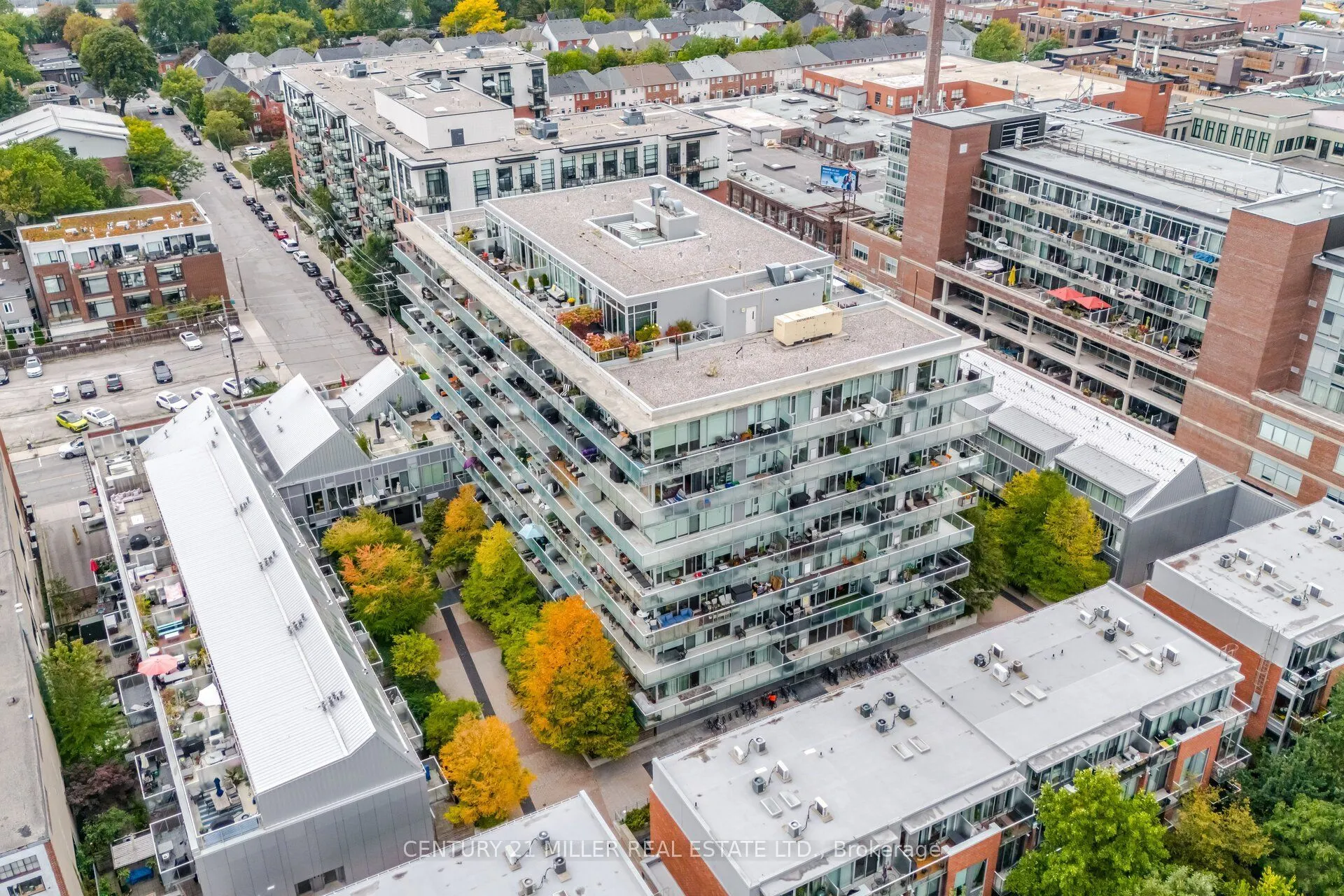 201 Carlaw Avenue #123