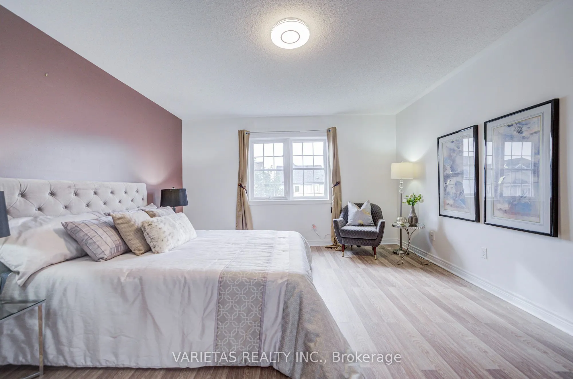 17 Barchester Crescent