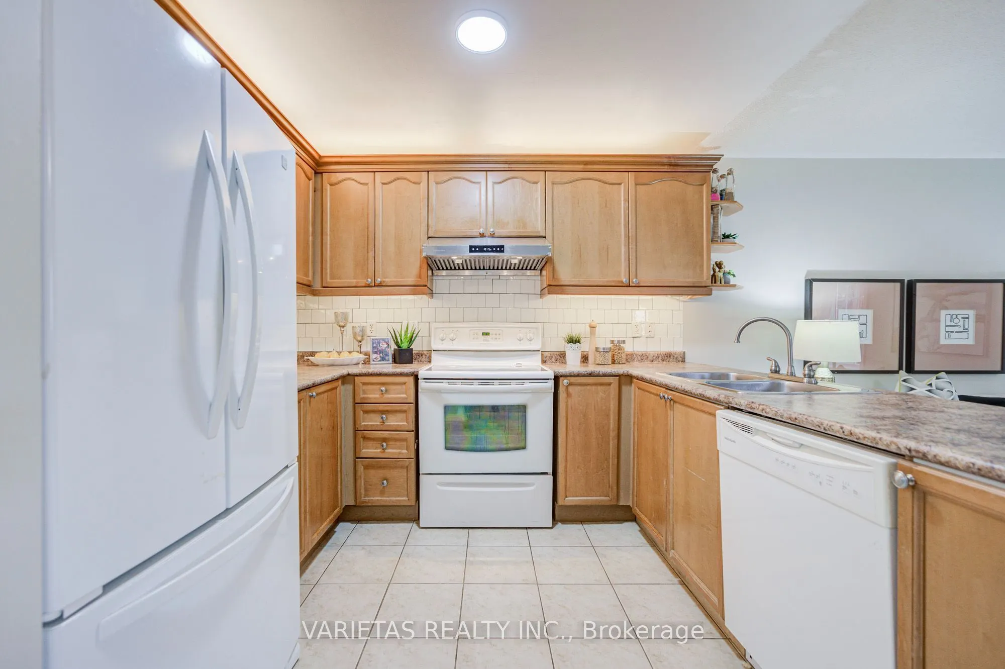 17 Barchester Crescent