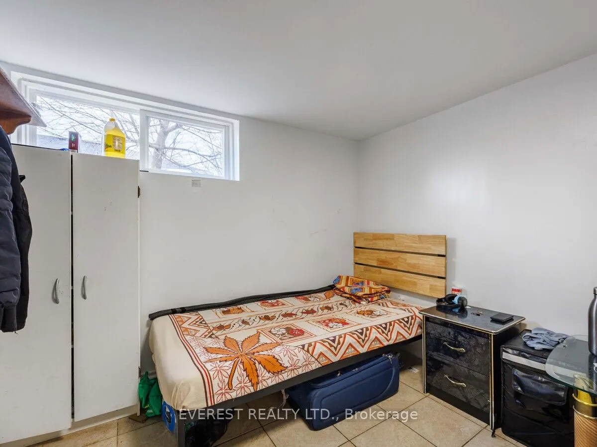 91 Hart Avenue