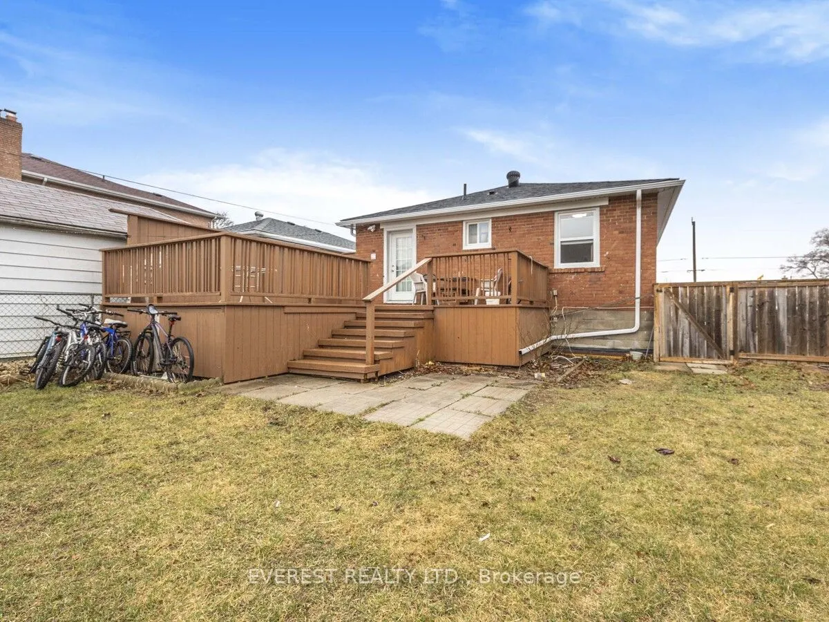 91 Hart Avenue