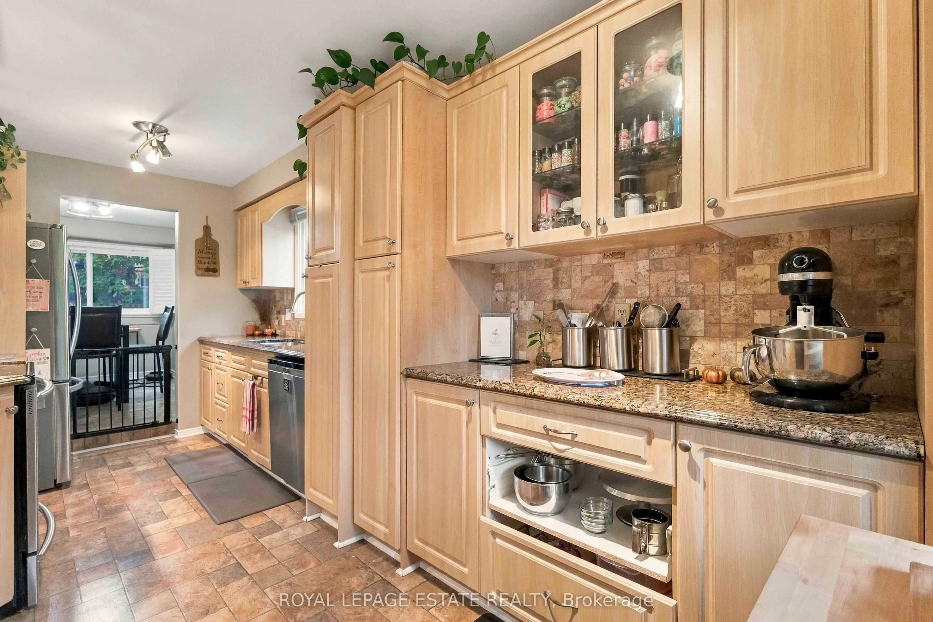 228 Rands Road