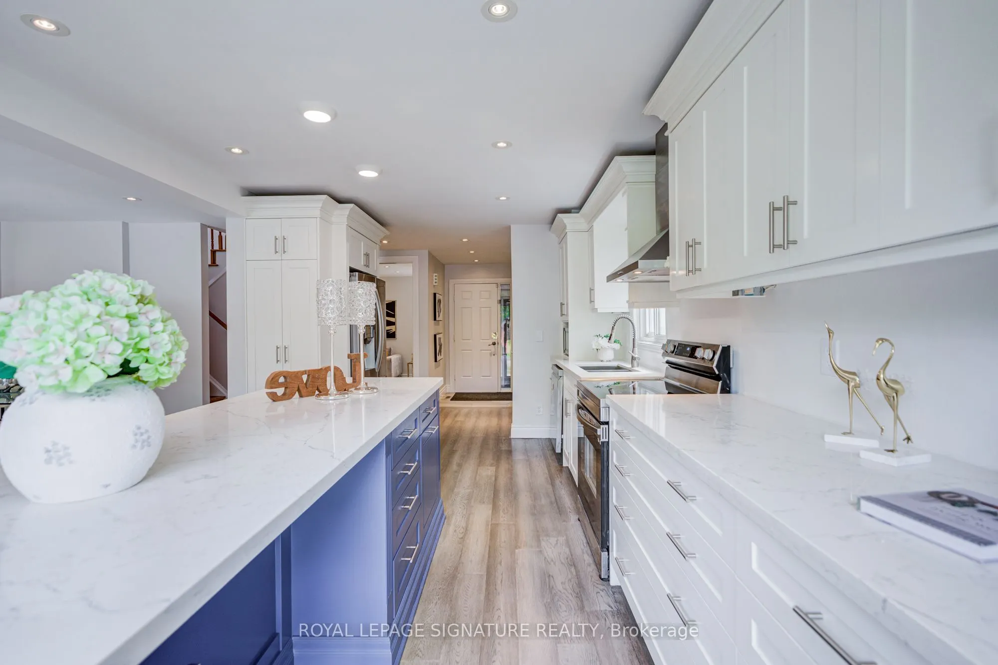 1132 Cedarcroft Crescent