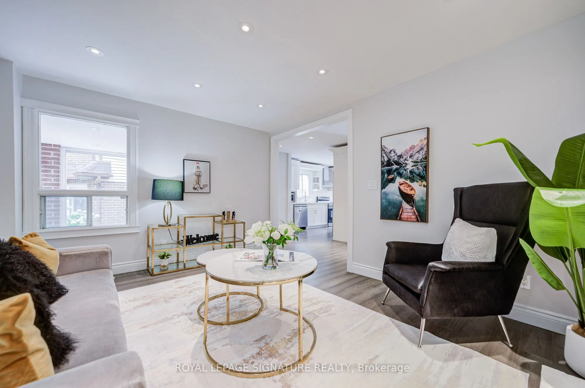 1132 Cedarcroft Crescent