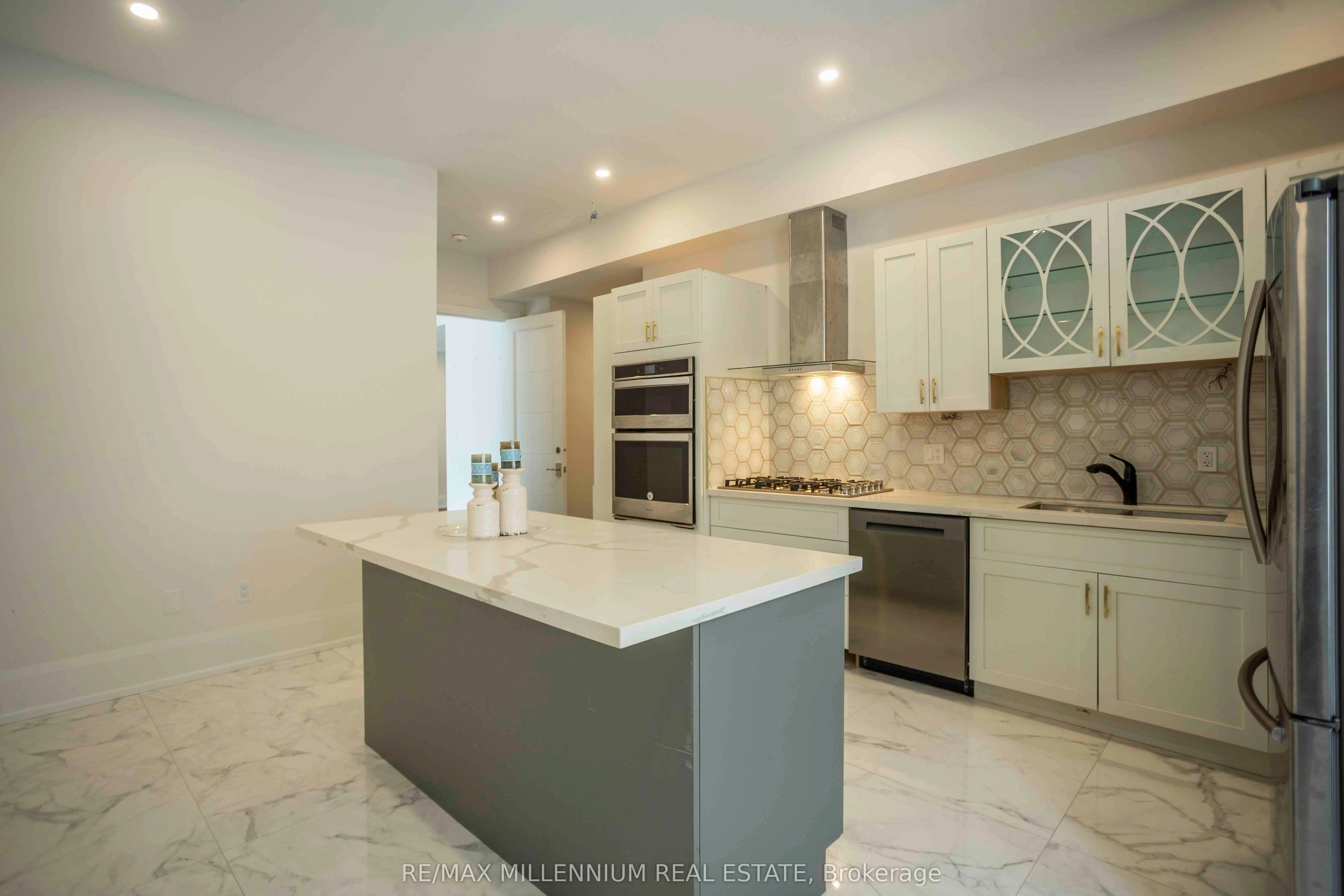 413 Sheppard Avenue