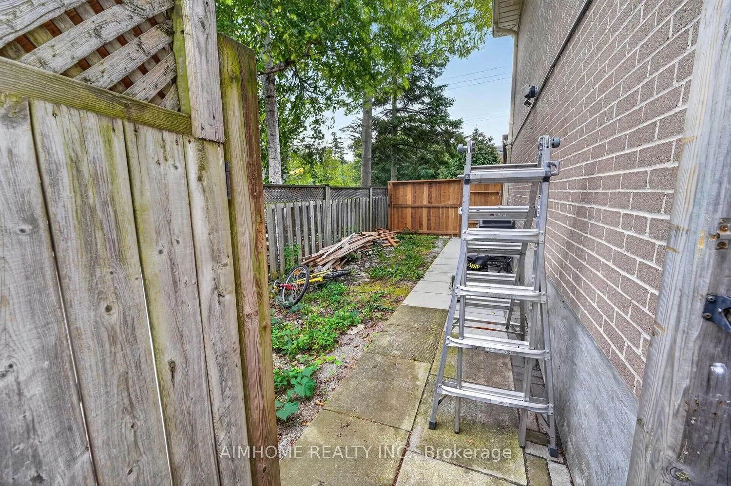 166 Guildwood Parkway