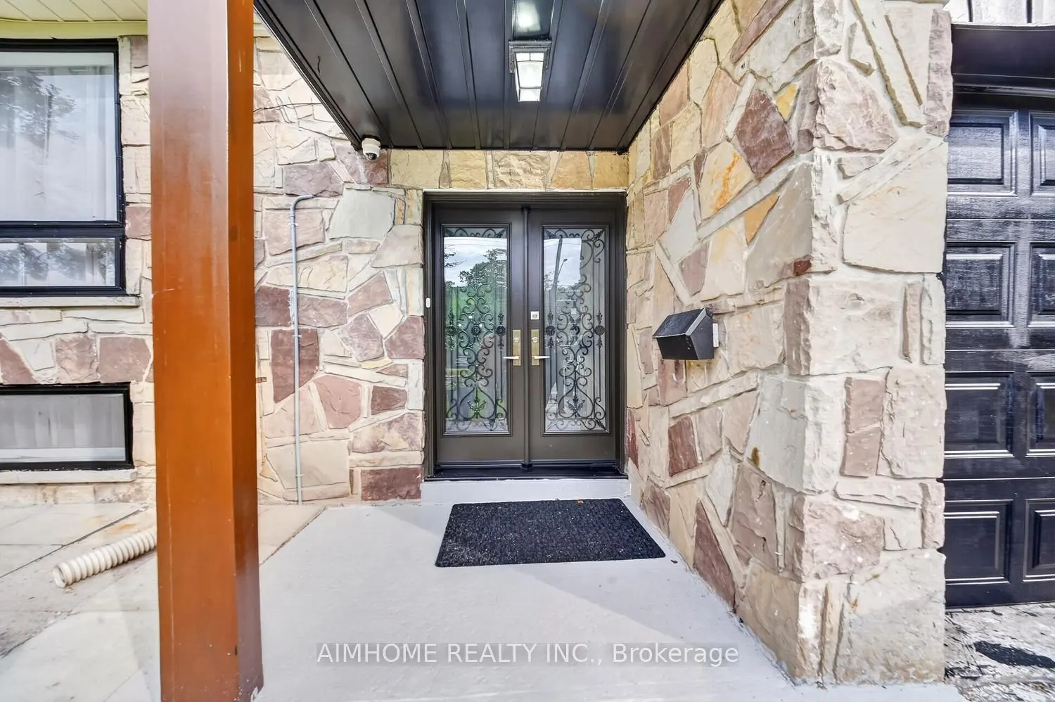 166 Guildwood Parkway