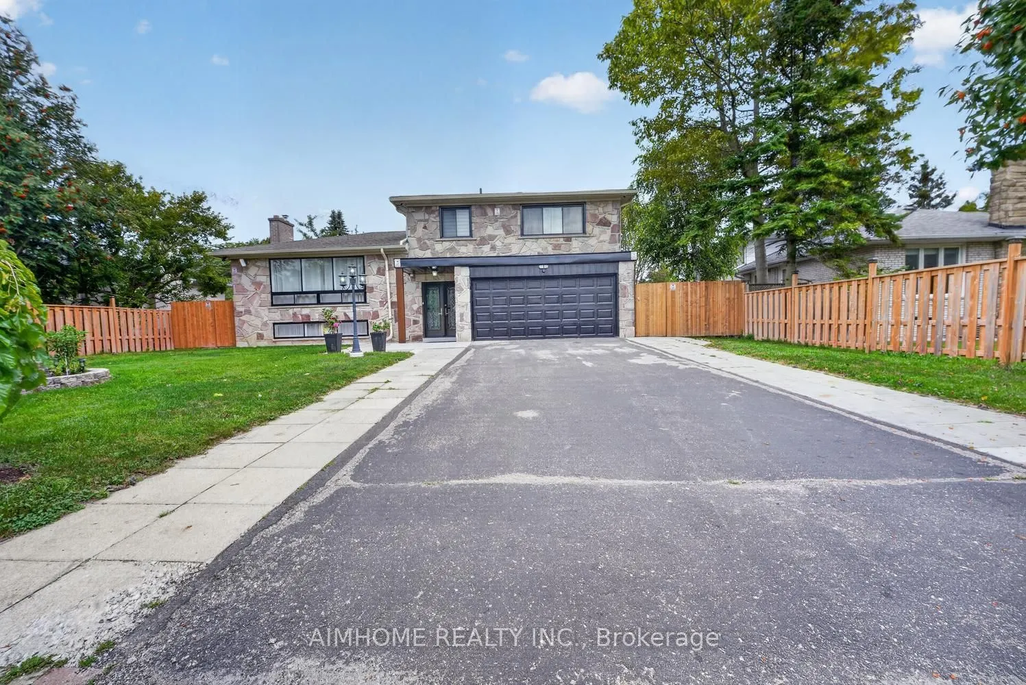 166 Guildwood Parkway