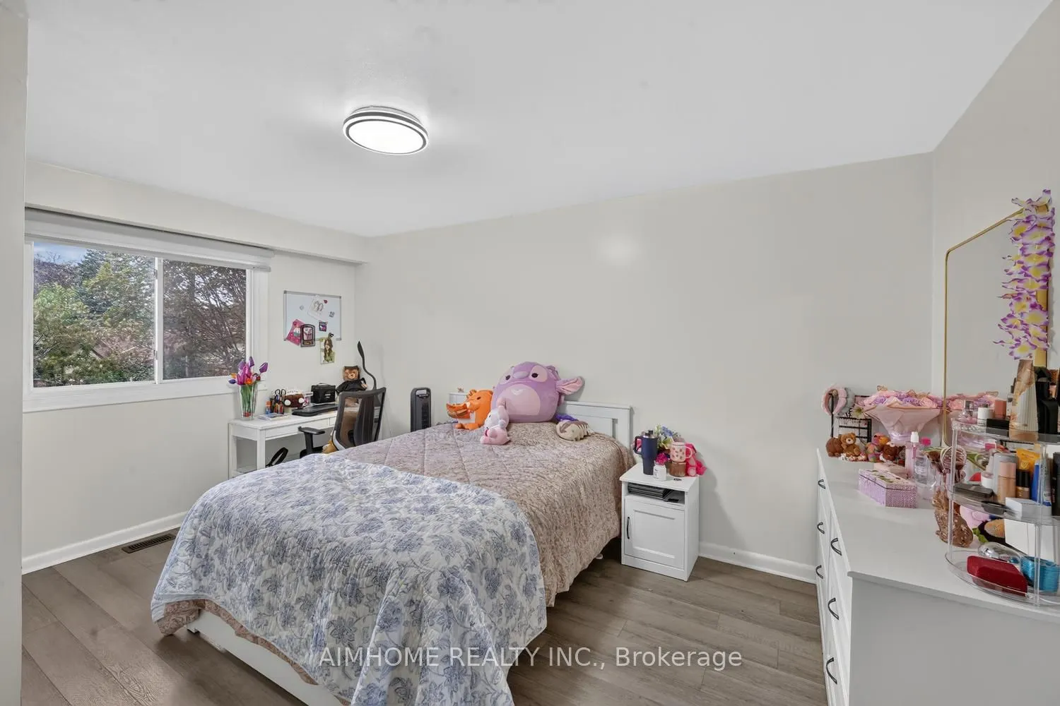 166 Guildwood Parkway